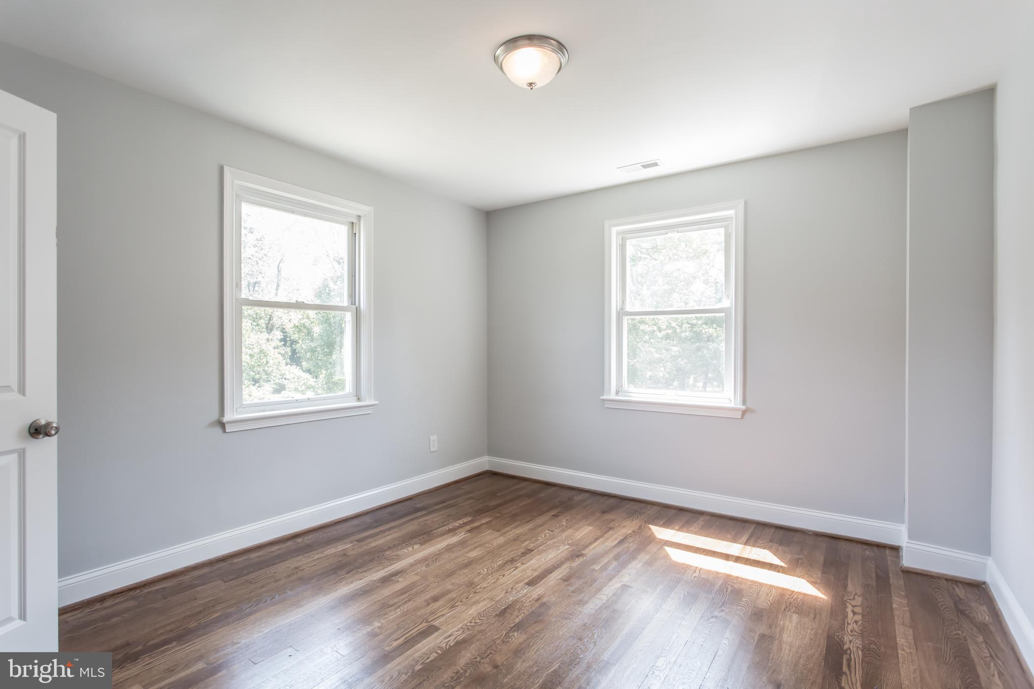 BROADVIEW - Residential