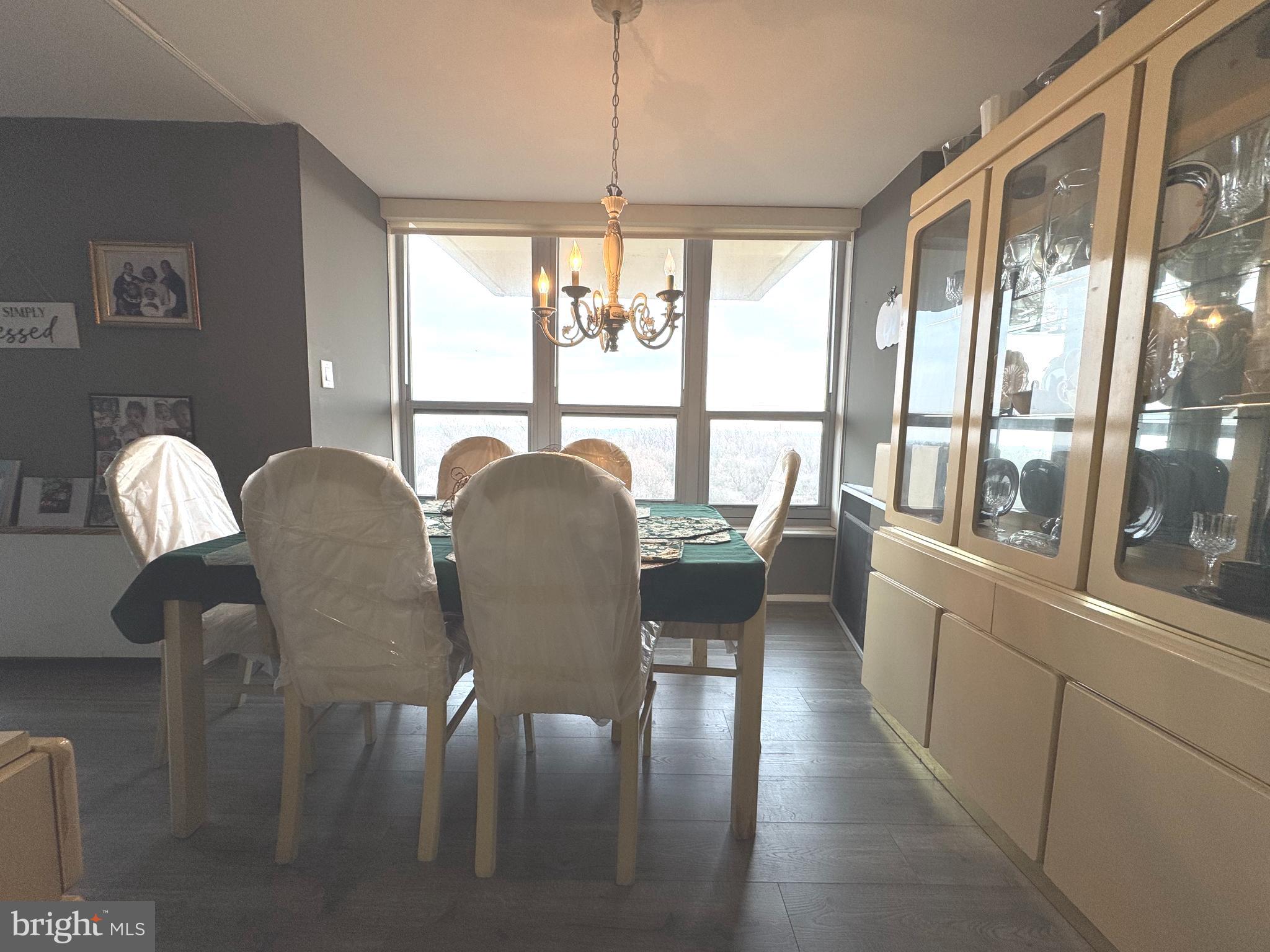 RIVER PARK - Residential