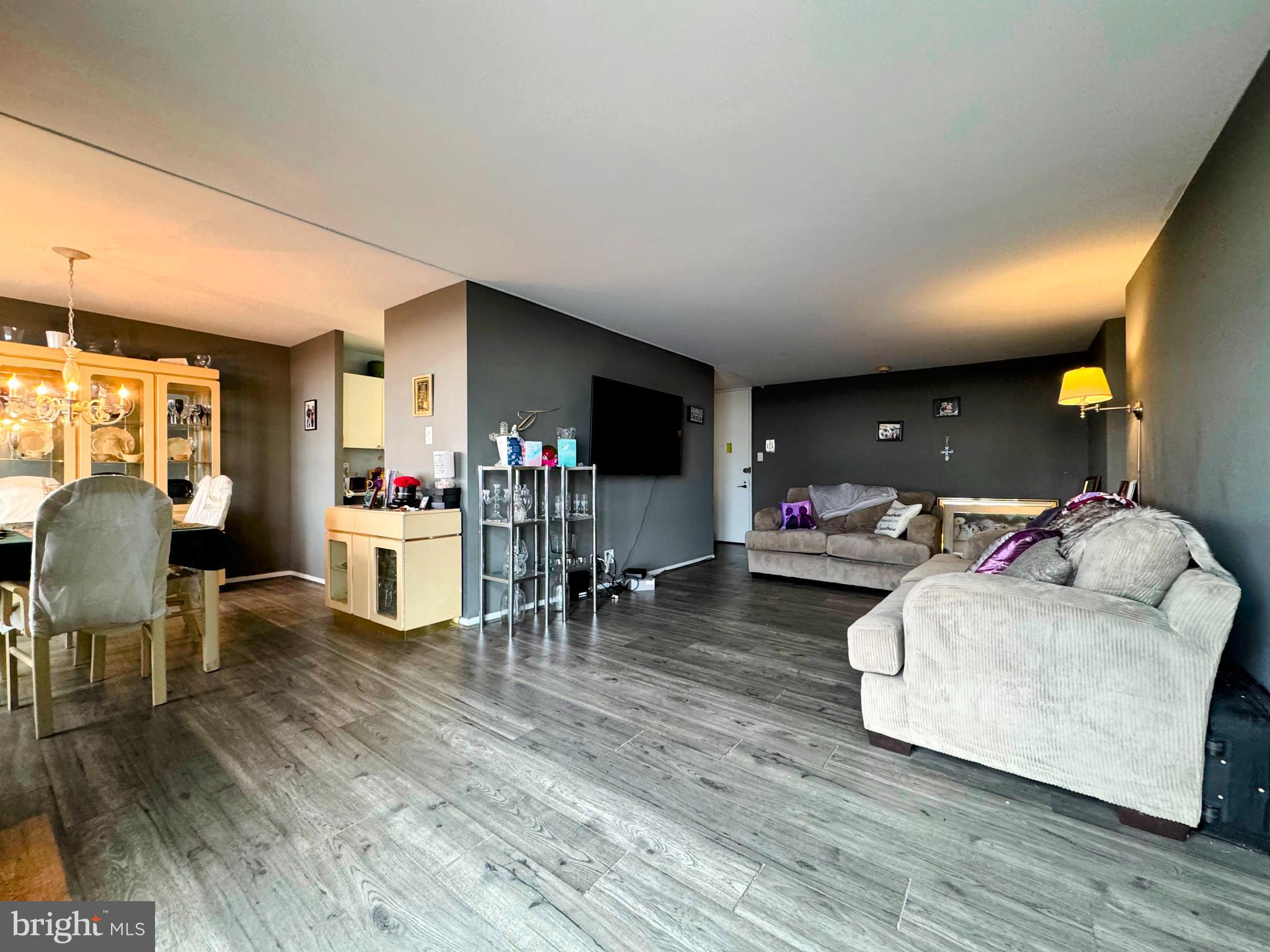 RIVER PARK - Residential