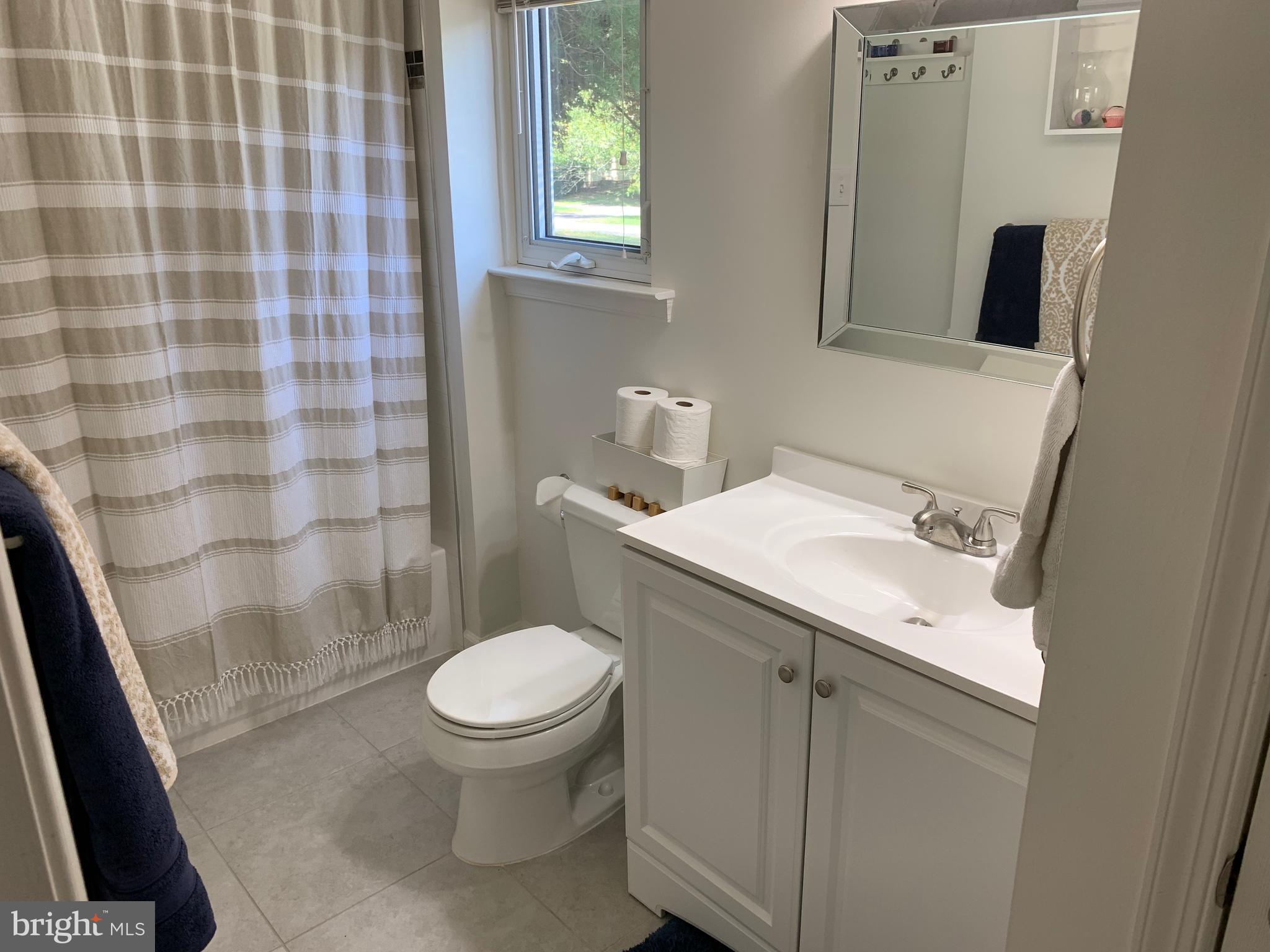 PLEASANT VALLEY - Residential Lease