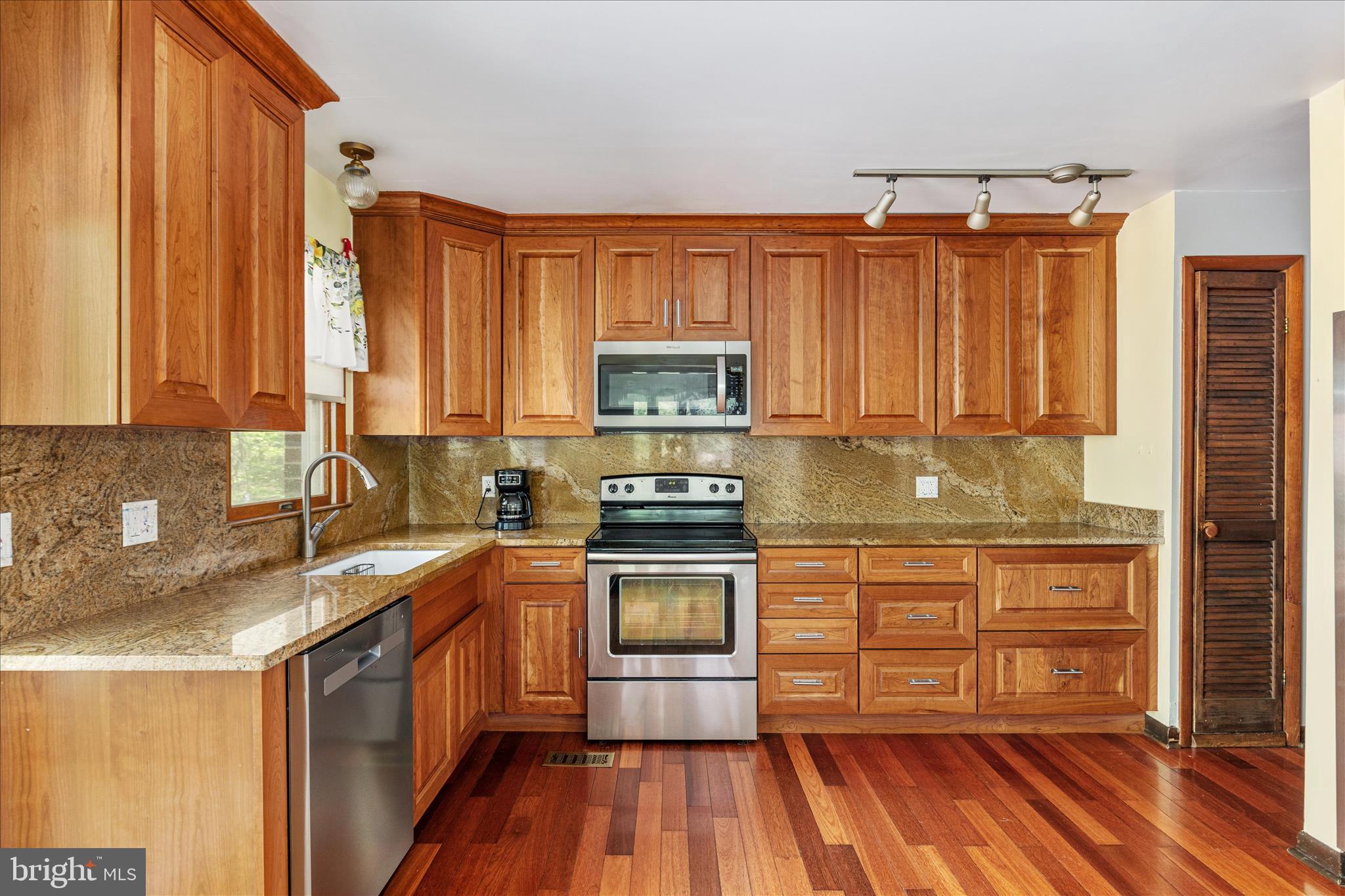 BLUE RIDGE ACRES - Residential