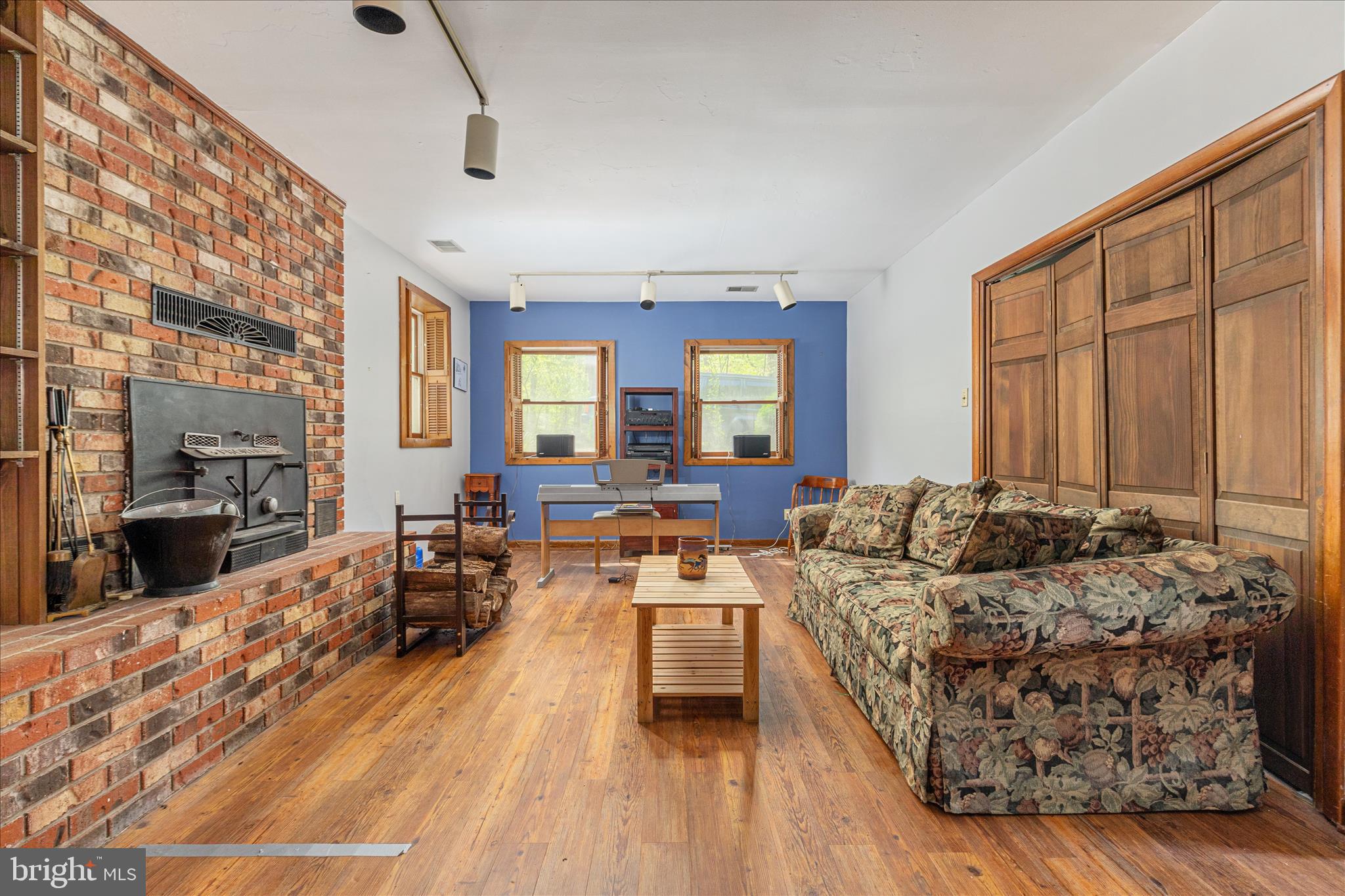 BLUE RIDGE ACRES - Residential