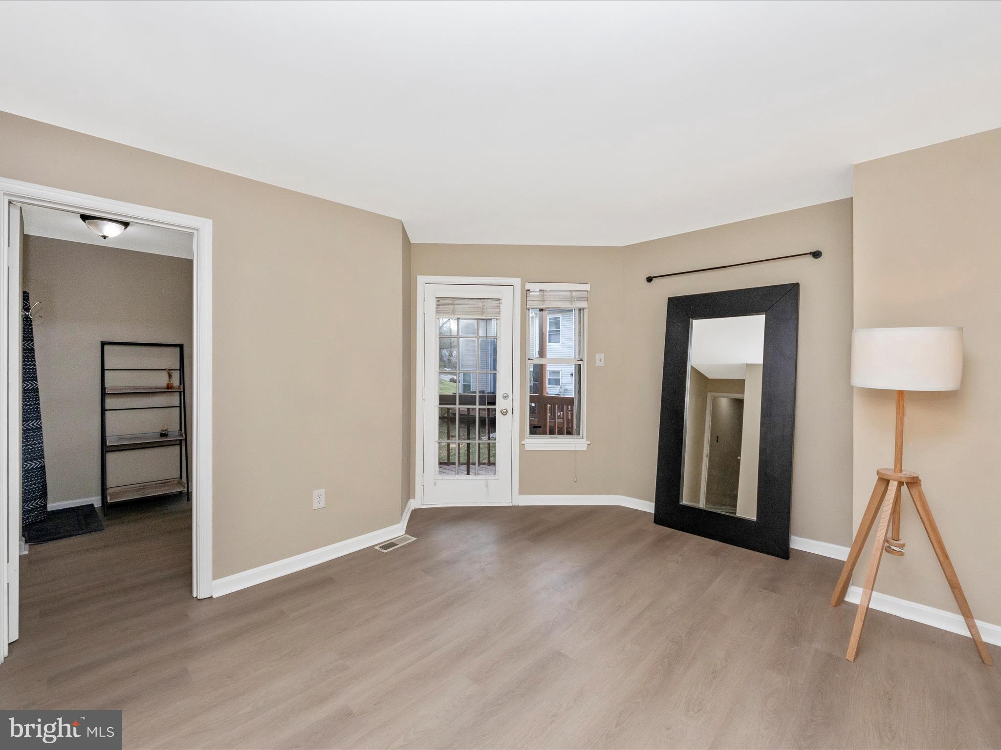 RIVERCHASE CONDOS - Residential