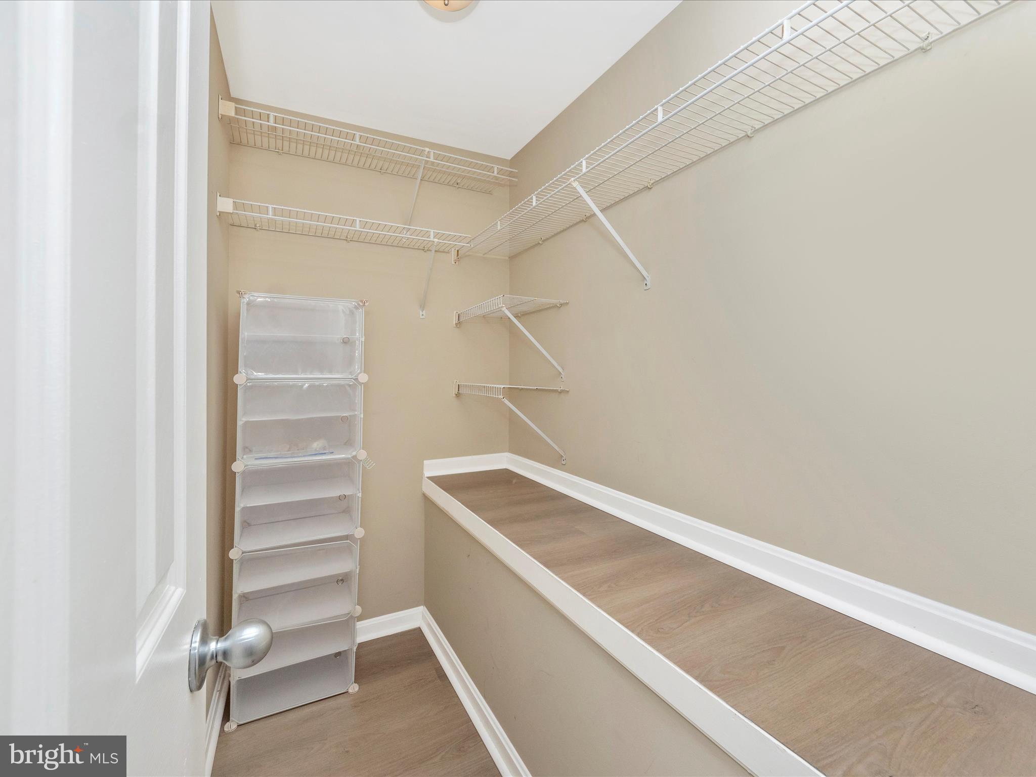 RIVERCHASE CONDOS - Residential