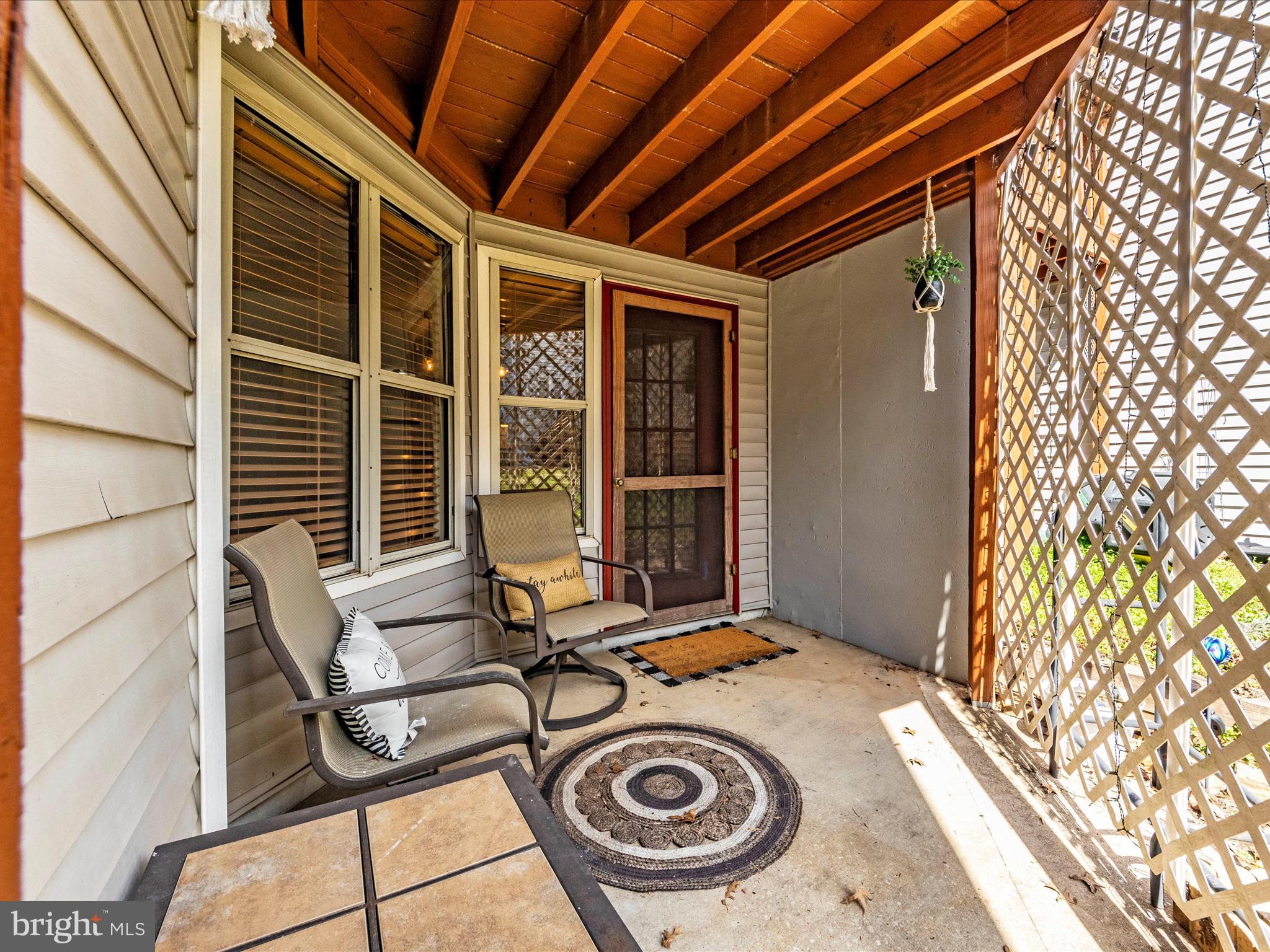 RIVERCHASE CONDOS - Residential