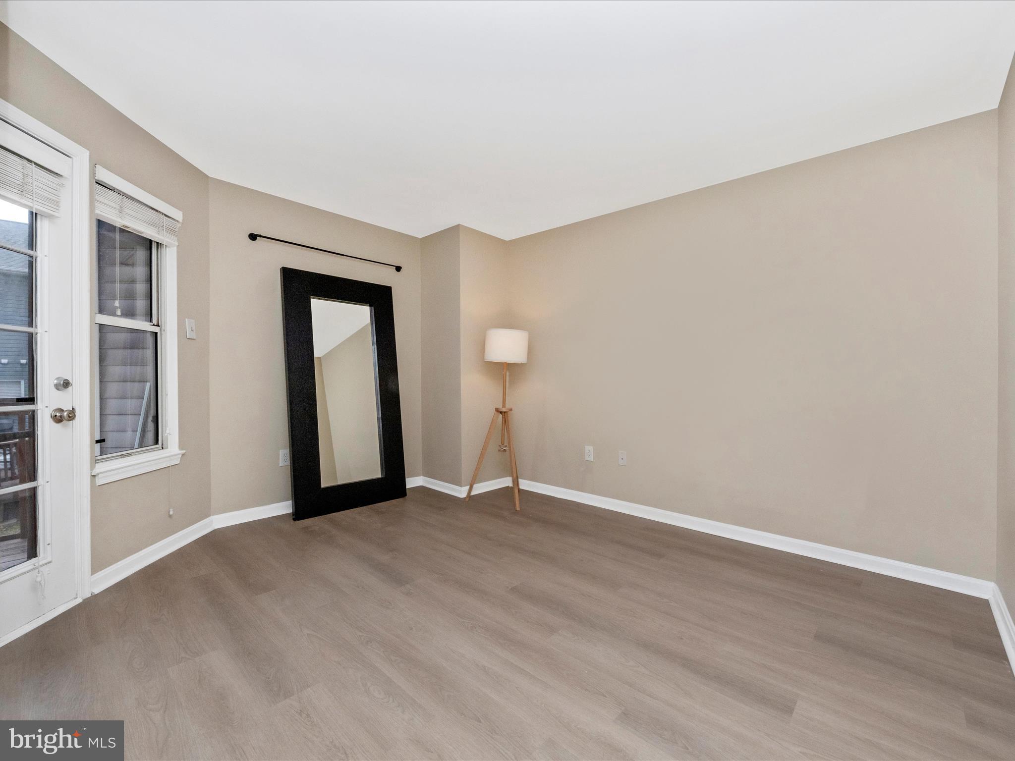 RIVERCHASE CONDOS - Residential