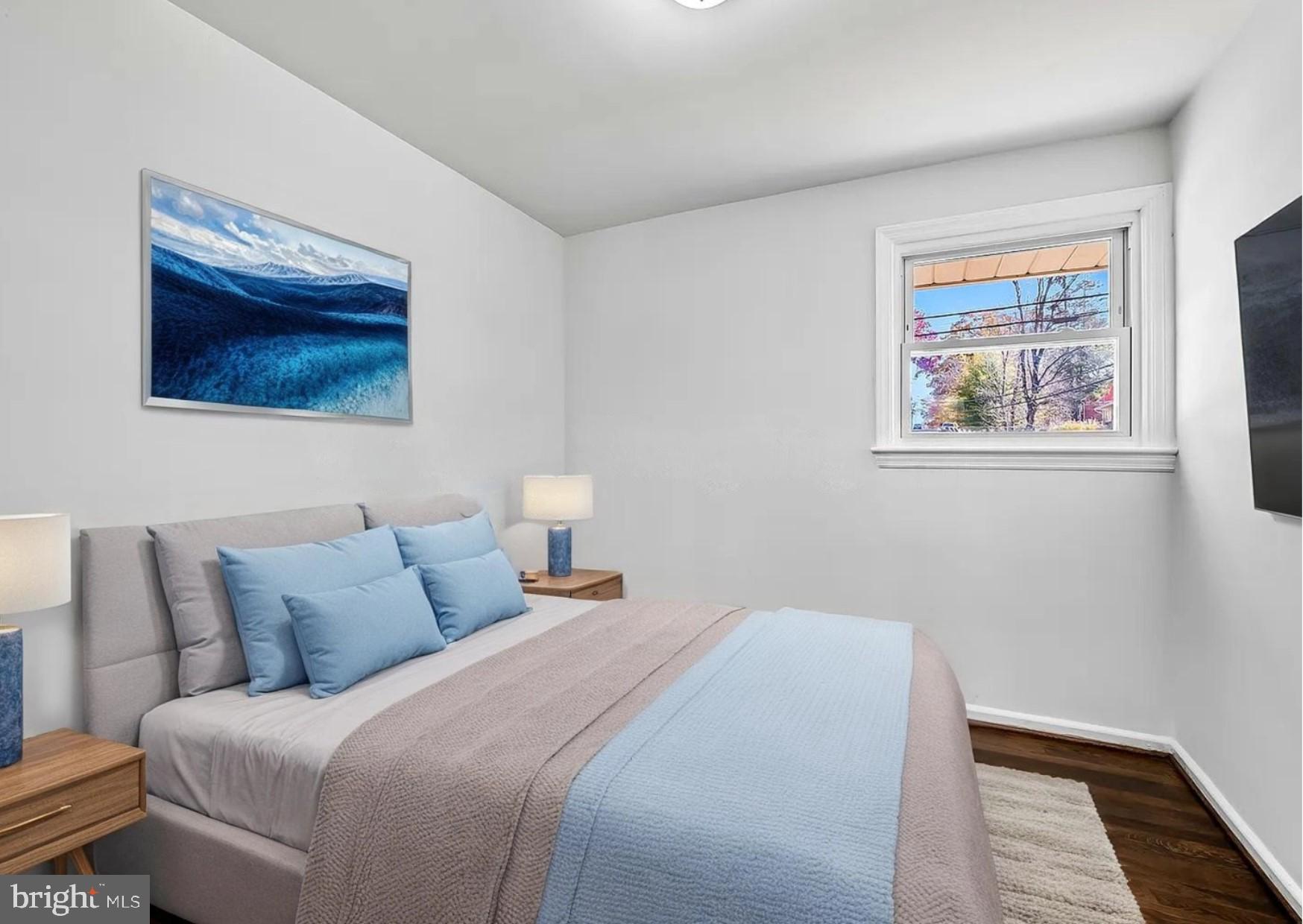 NEW CARROLLTON - Residential