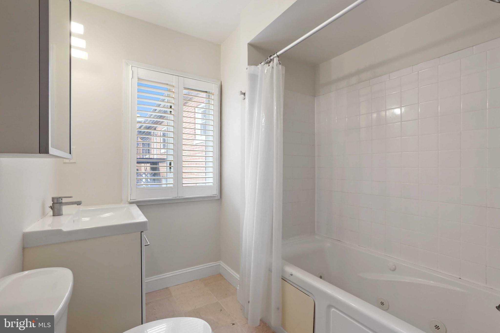 MOUNT VERNON PLACE HISTORIC DISTRICT - Residential