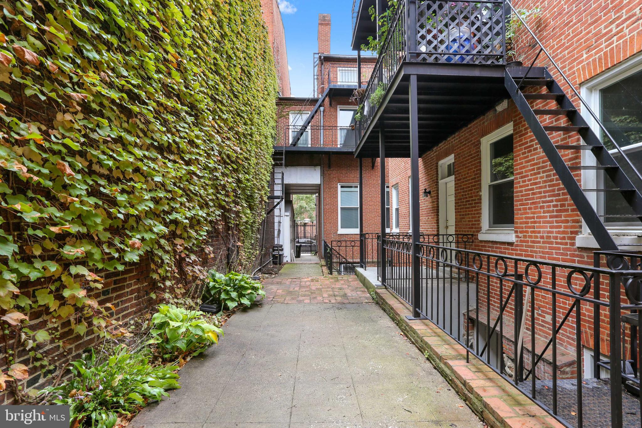 MOUNT VERNON PLACE HISTORIC DISTRICT - Residential