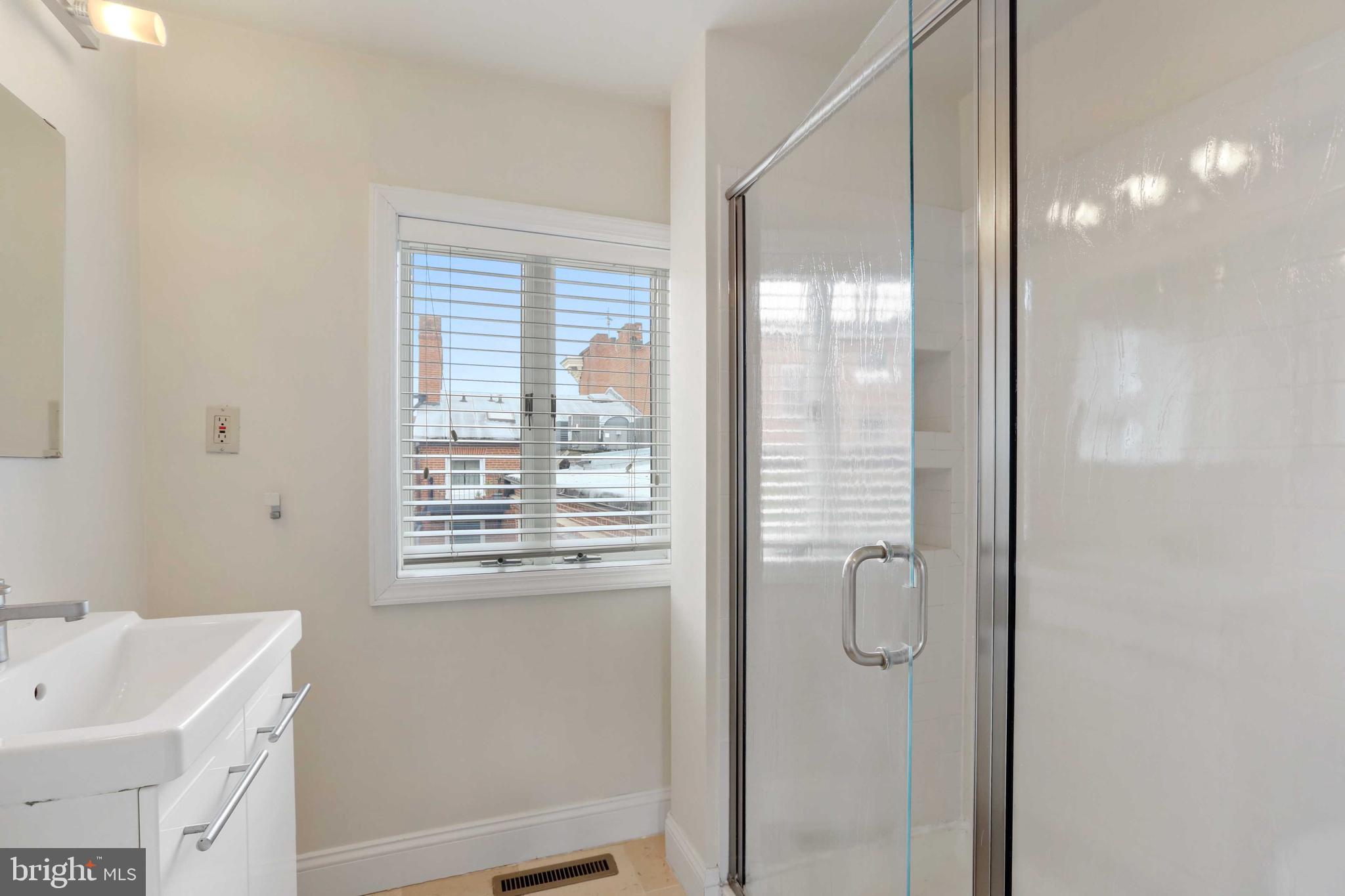 MOUNT VERNON PLACE HISTORIC DISTRICT - Residential