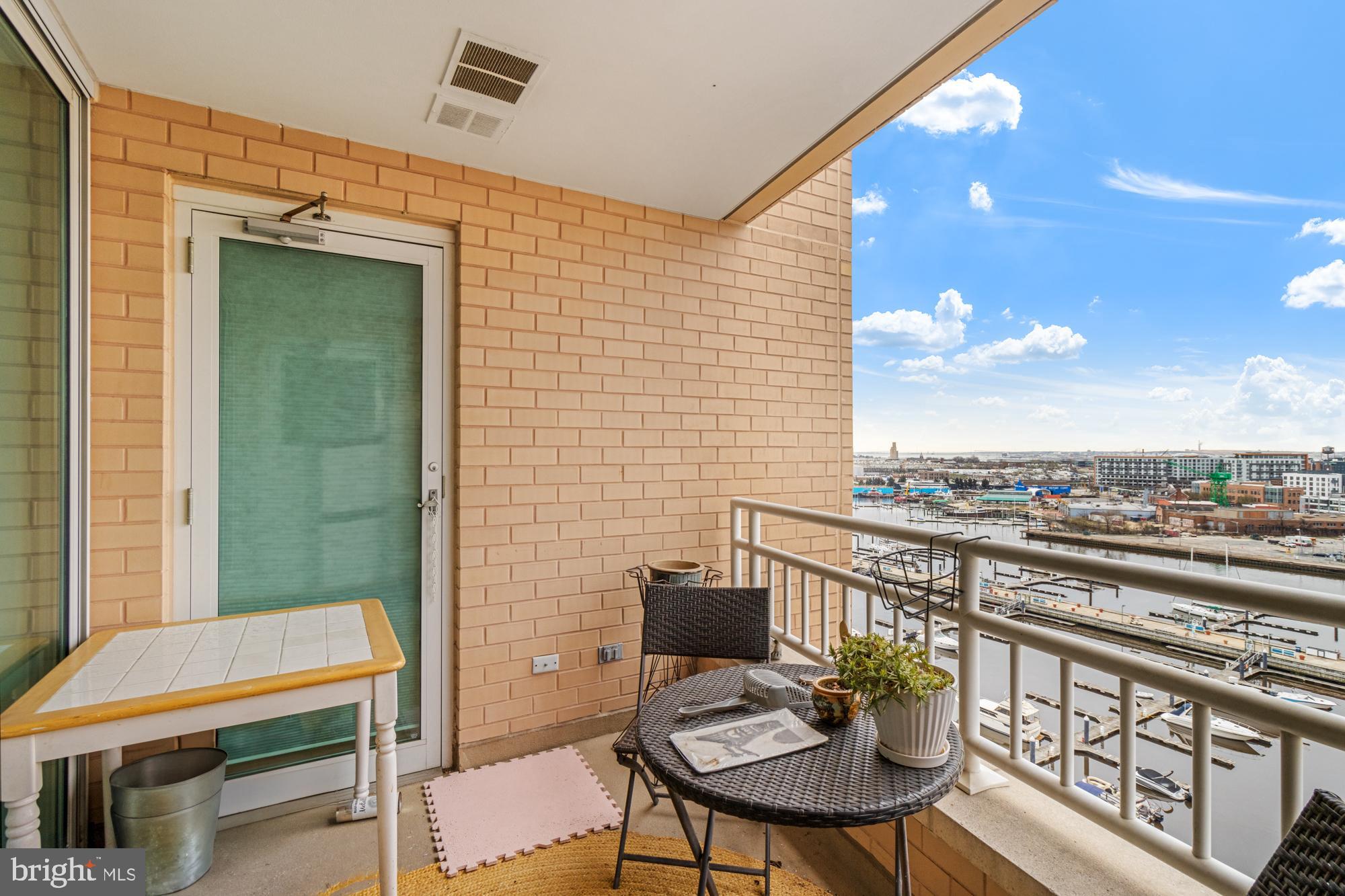 HARBORVIEW - Residential