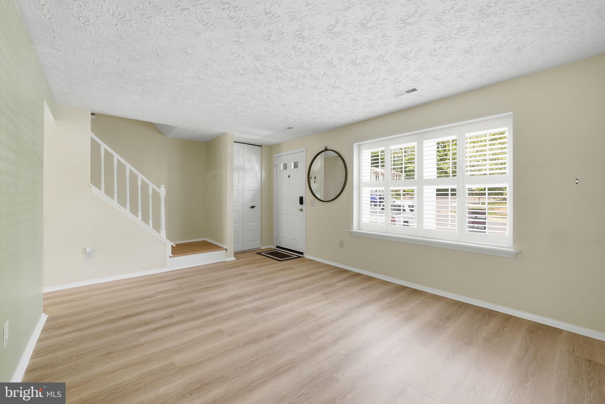 WHITFIELD GREEN - Residential