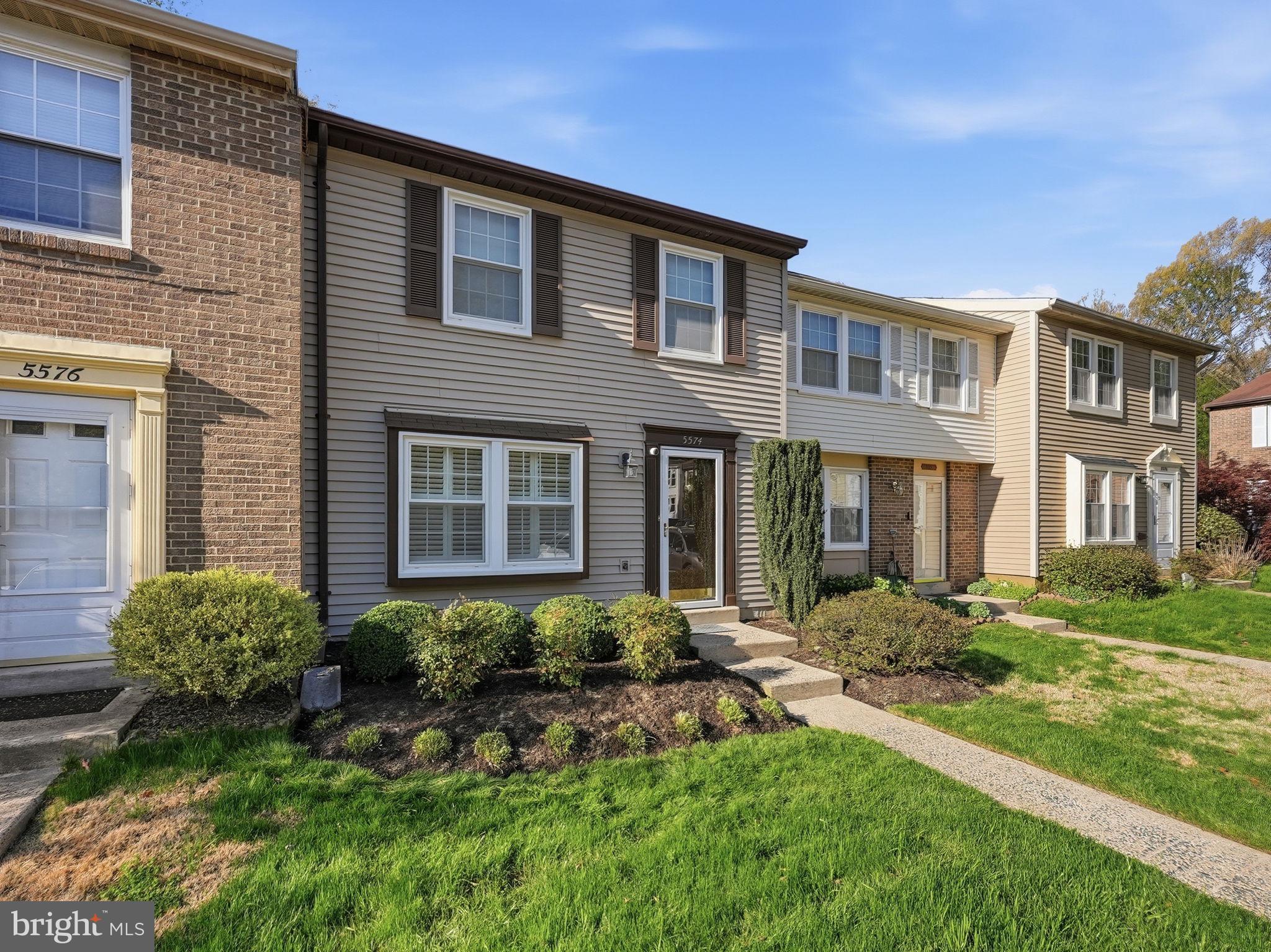 5574 CAITHNESS COURT