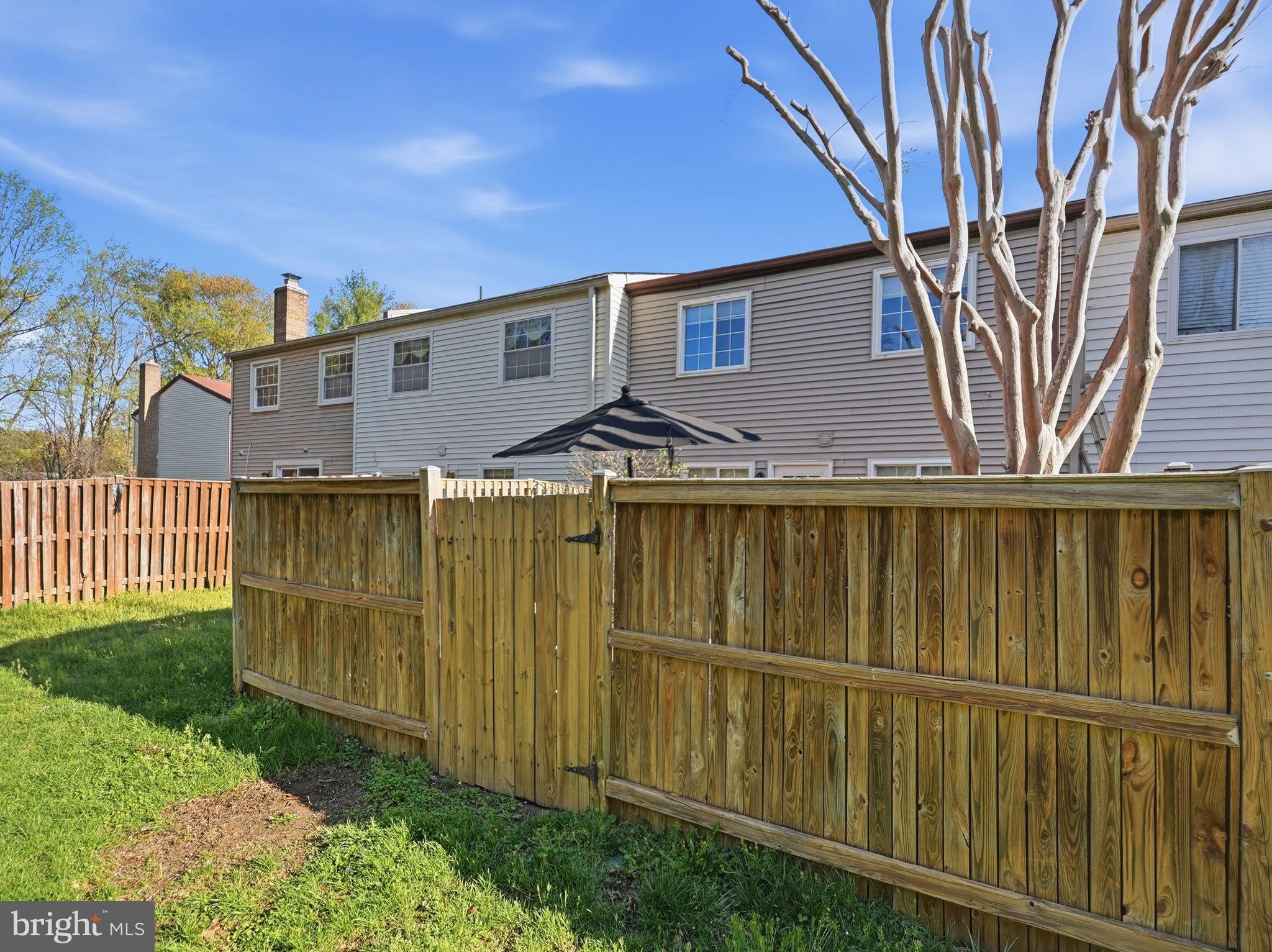 WHITFIELD GREEN - Residential