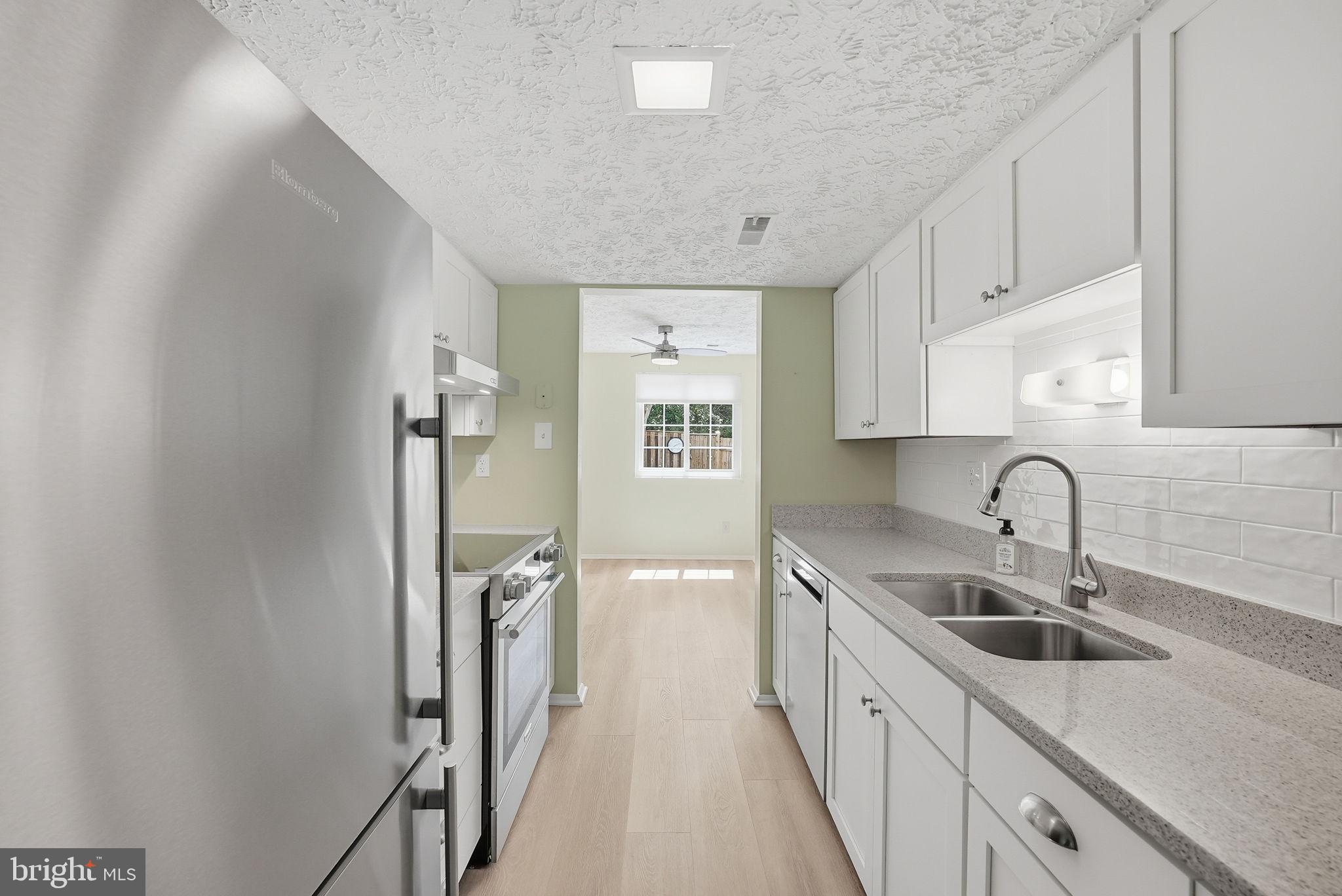 WHITFIELD GREEN - Residential
