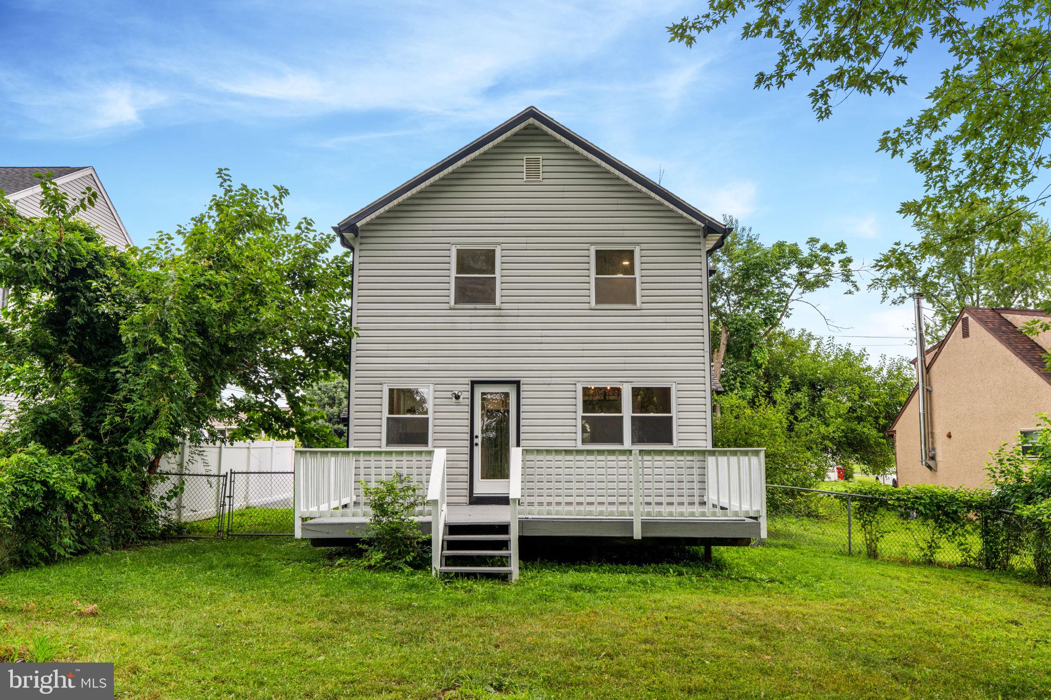 200 MAPLE STREET