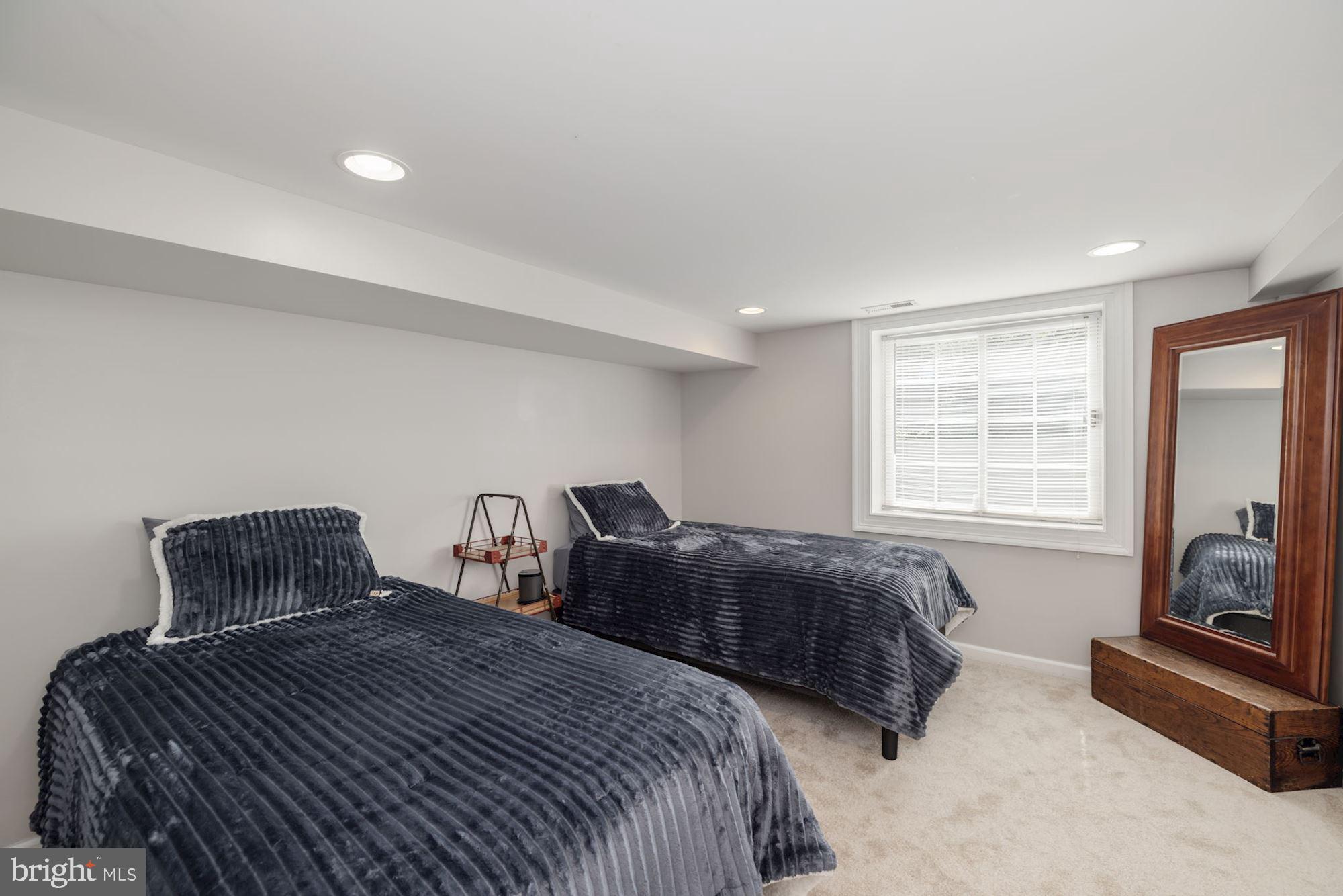 GEORGETOWN VILLAGE - Residential