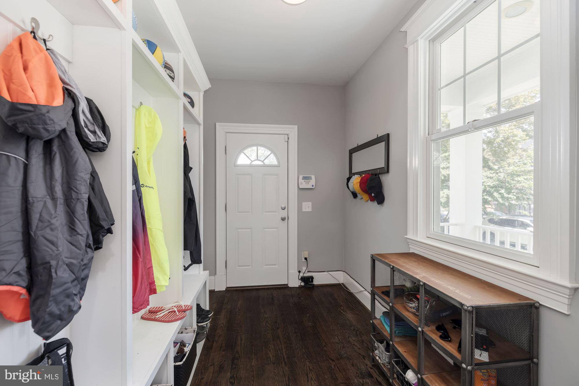 GEORGETOWN VILLAGE - Residential