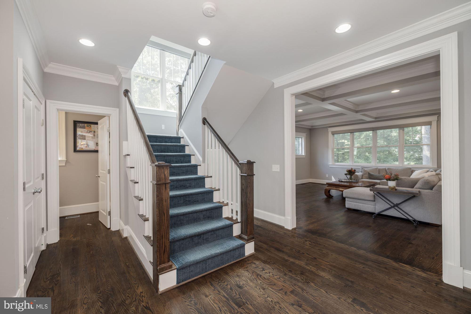 GEORGETOWN VILLAGE - Residential