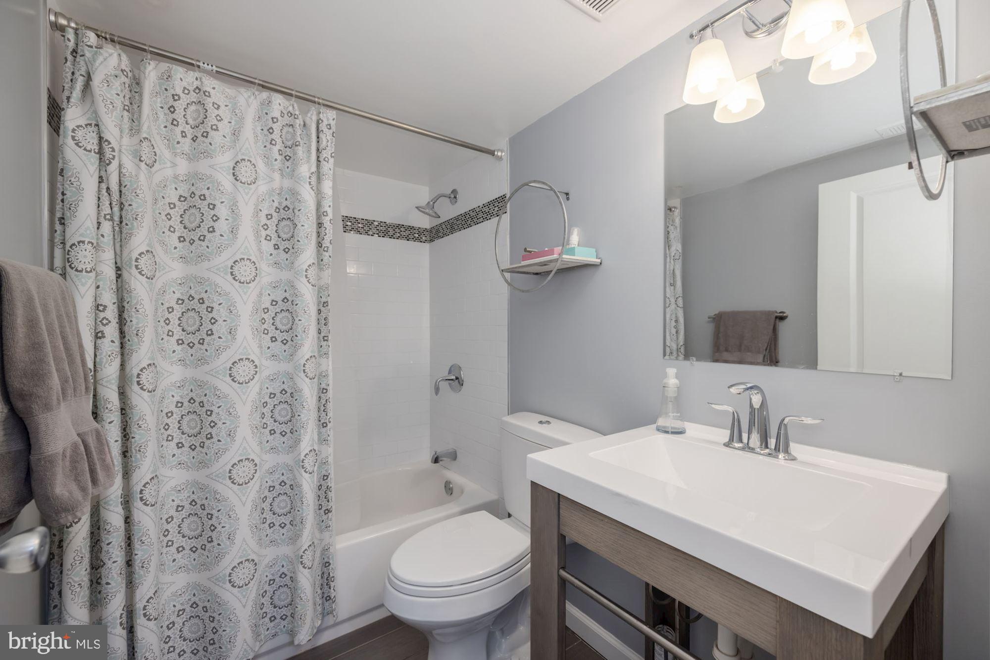 GEORGETOWN VILLAGE - Residential