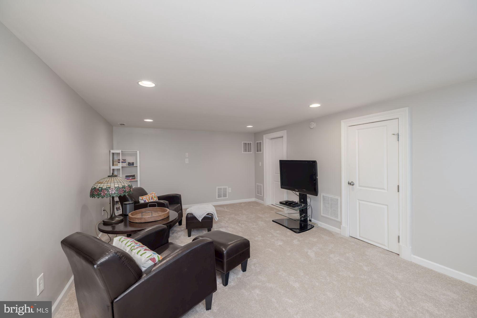 GEORGETOWN VILLAGE - Residential