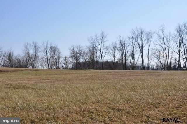 LEXINGTON ESTATES - Land