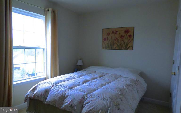 ACADEMY HILLS - Residential Lease