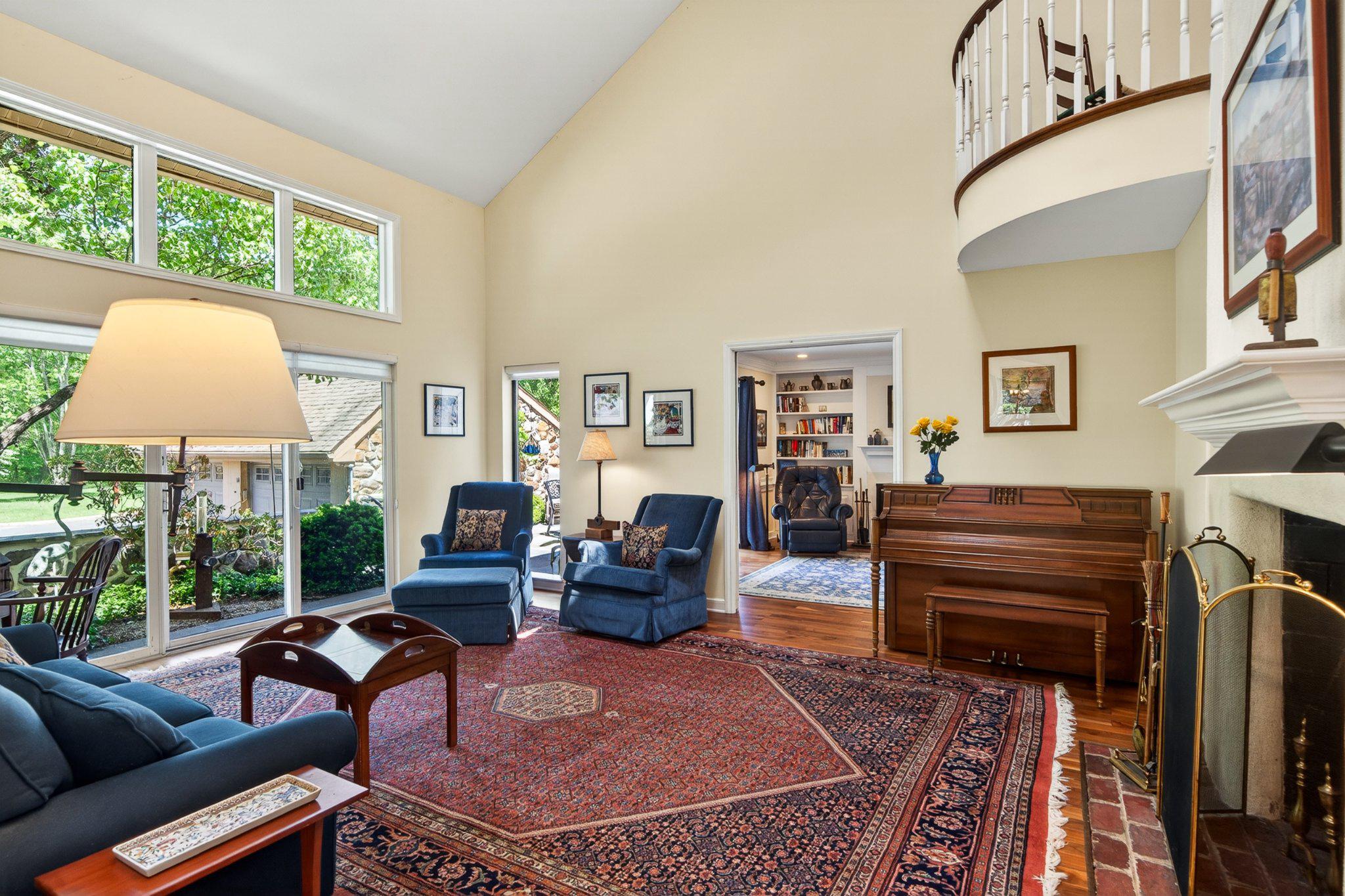 SUGAR KNOLL - Residential