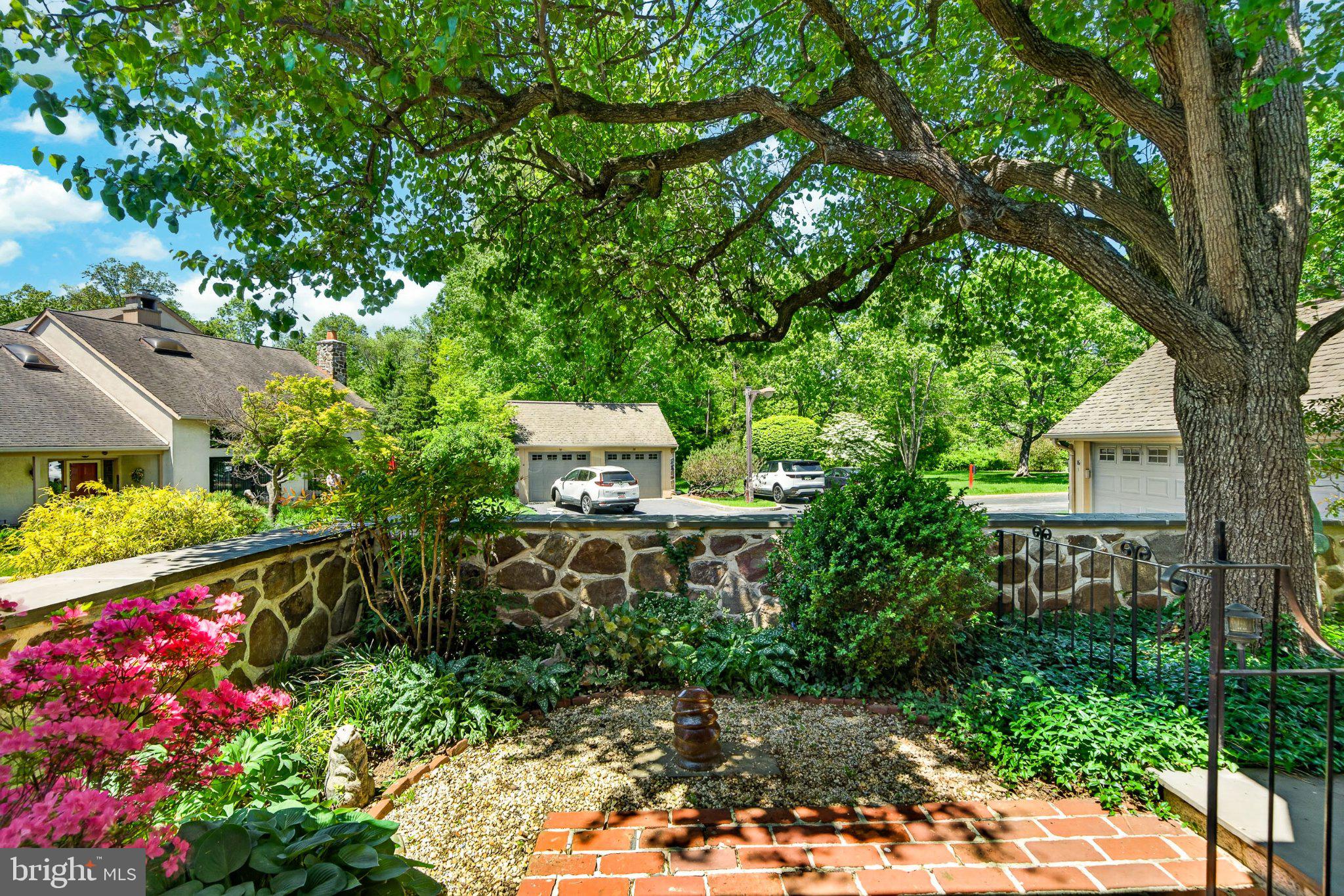 SUGAR KNOLL - Residential