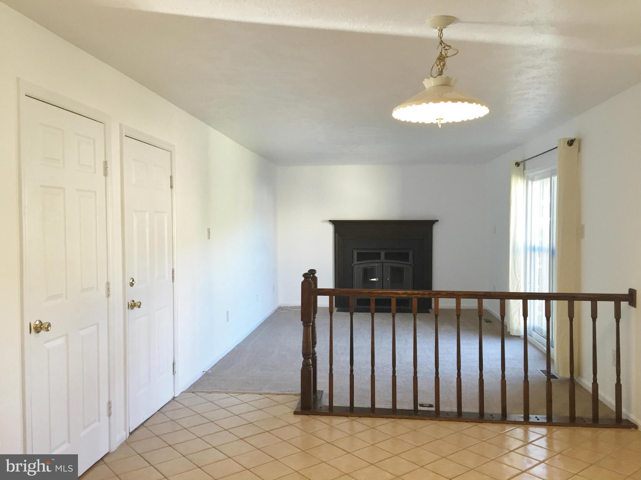 SPRINGFIELD MANOR - Residential