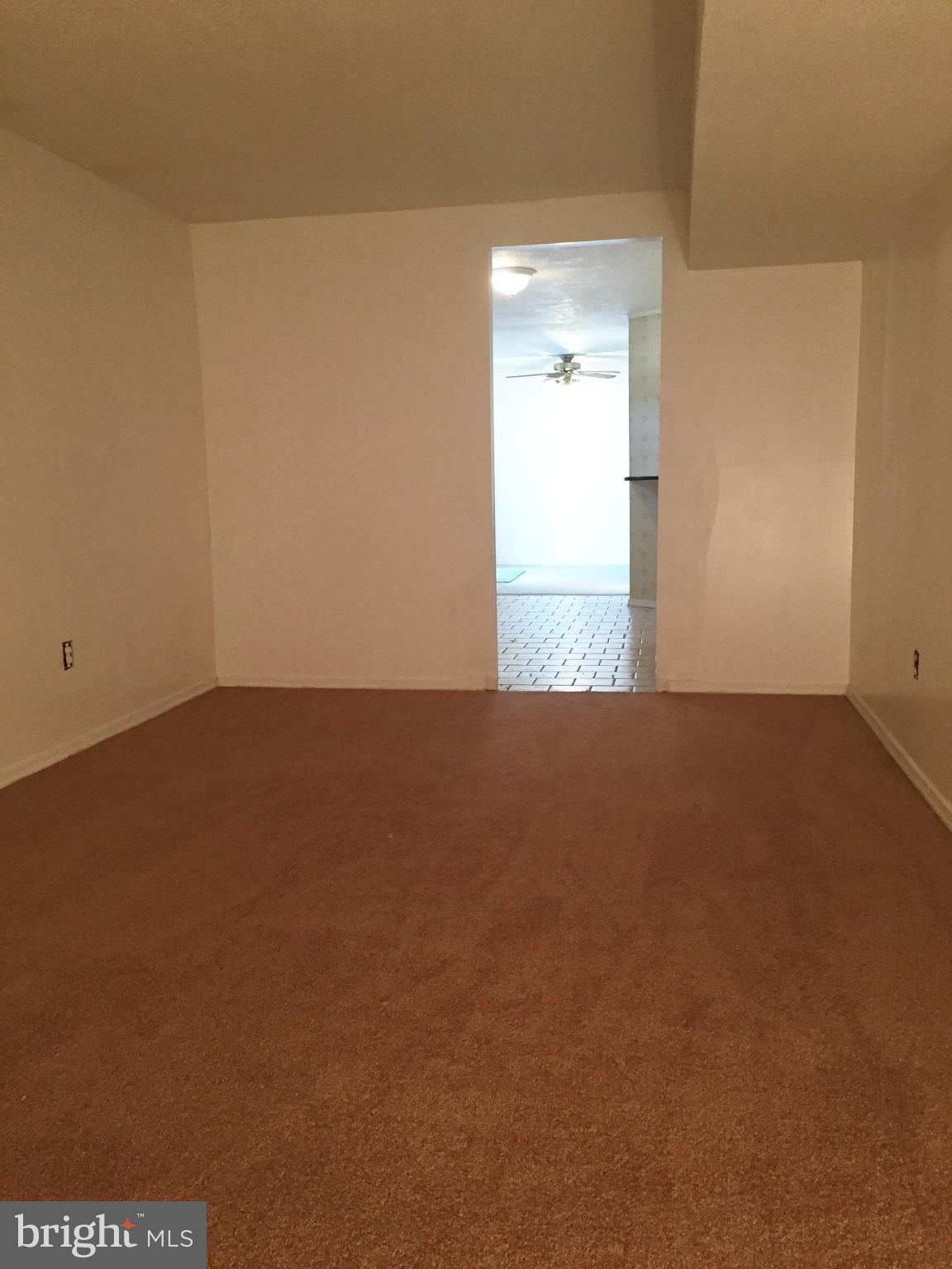 SPRINGFIELD MANOR - Residential