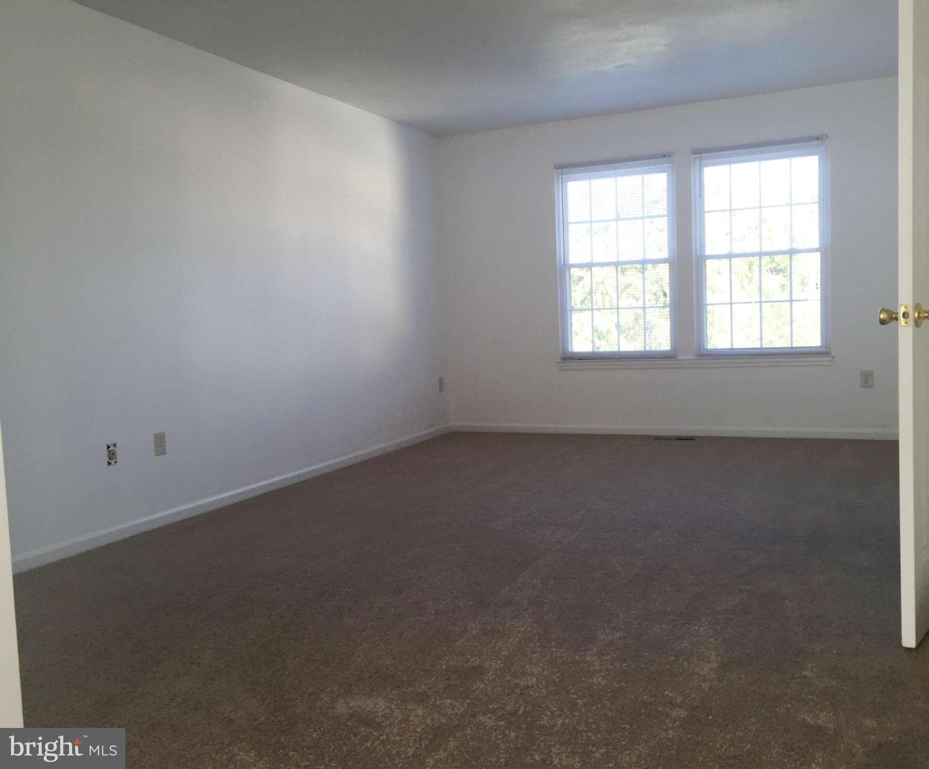 SPRINGFIELD MANOR - Residential