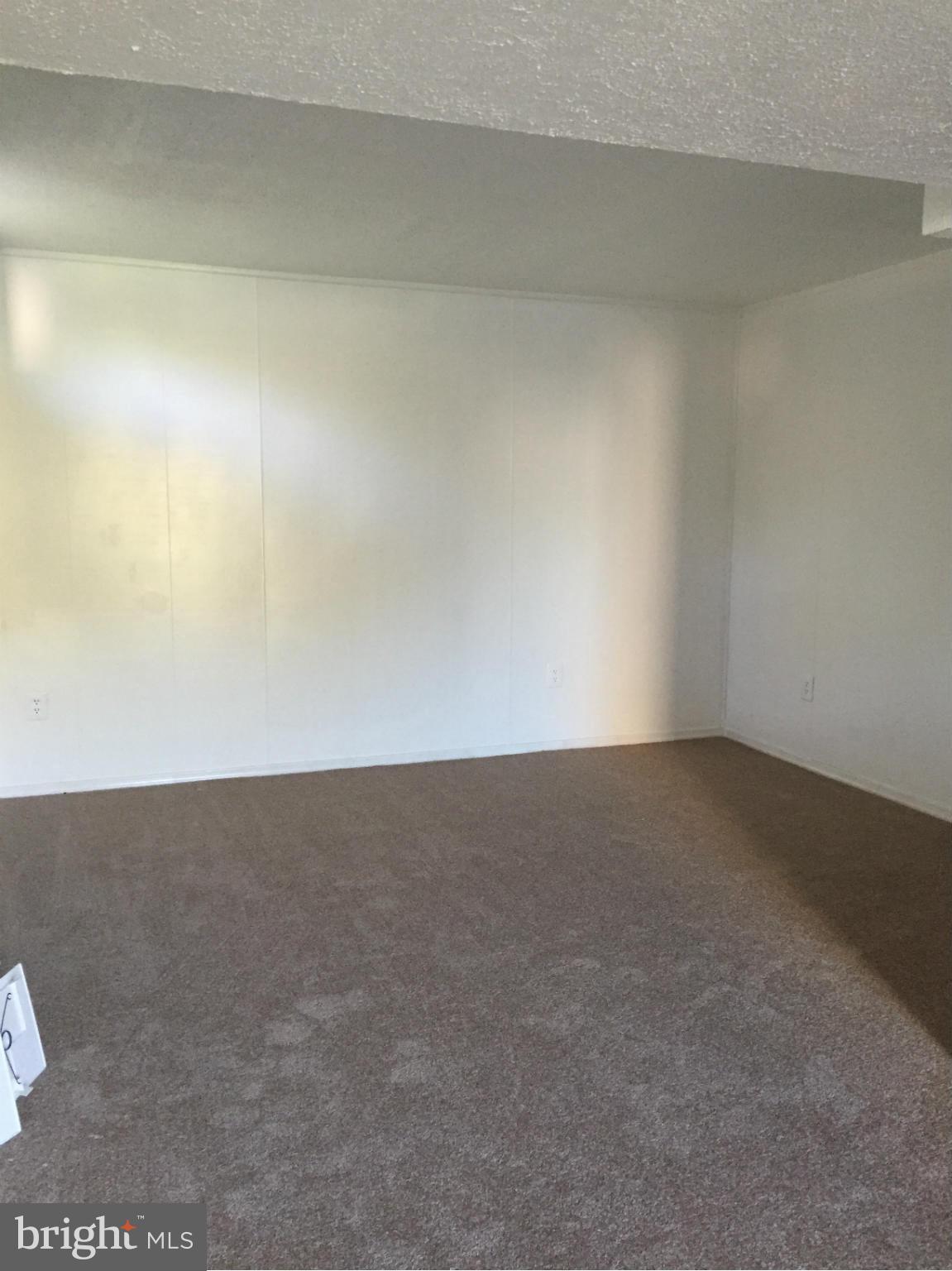 SPRINGFIELD MANOR - Residential