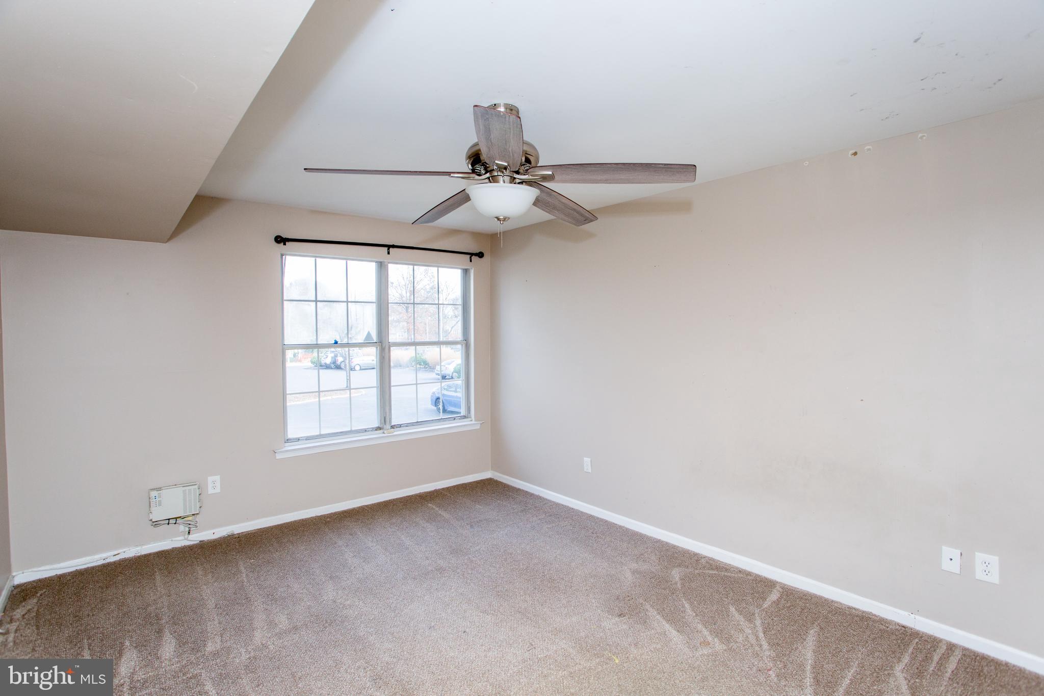 VILLAGE SHIRES - Residential