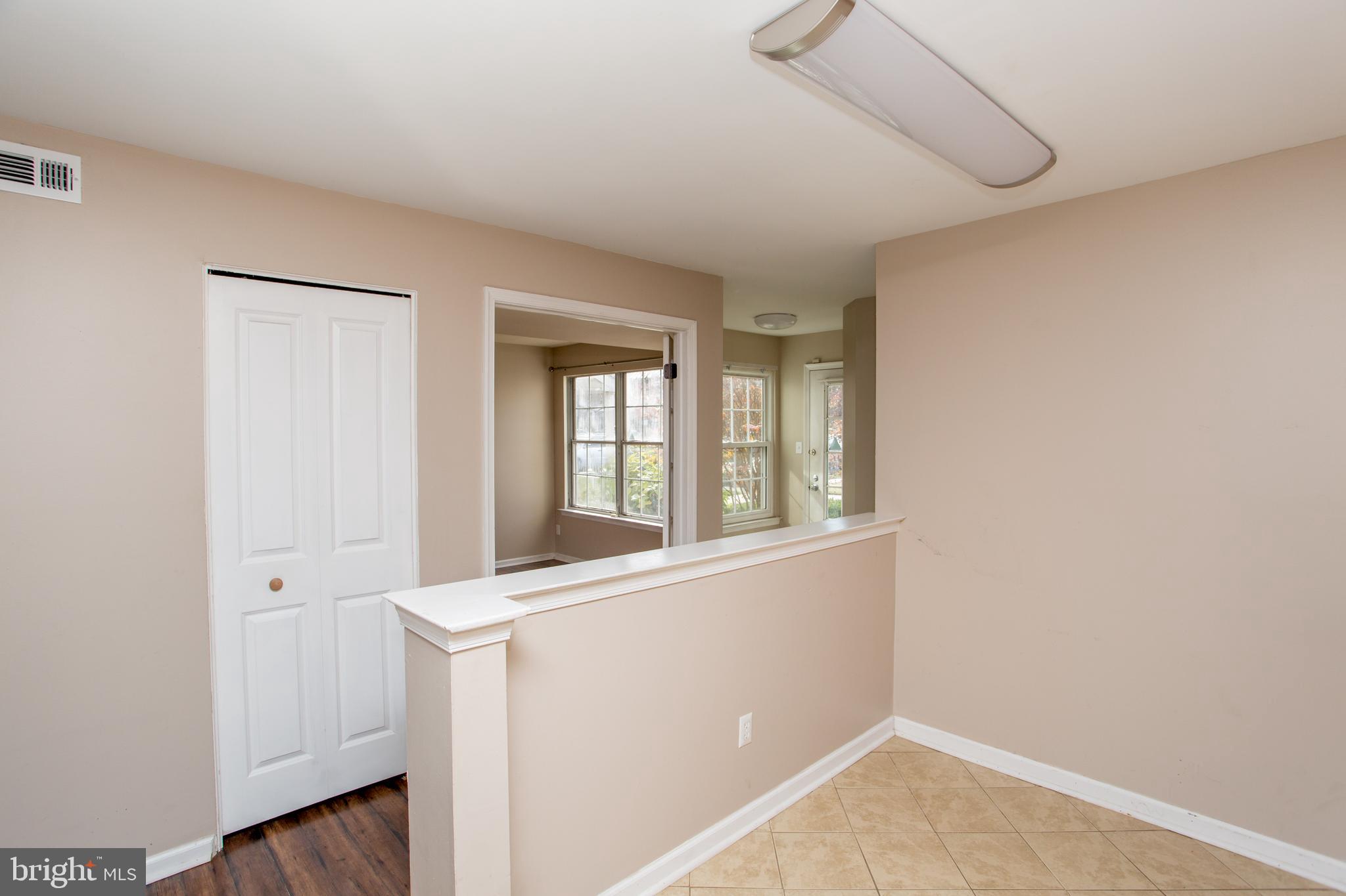 VILLAGE SHIRES - Residential