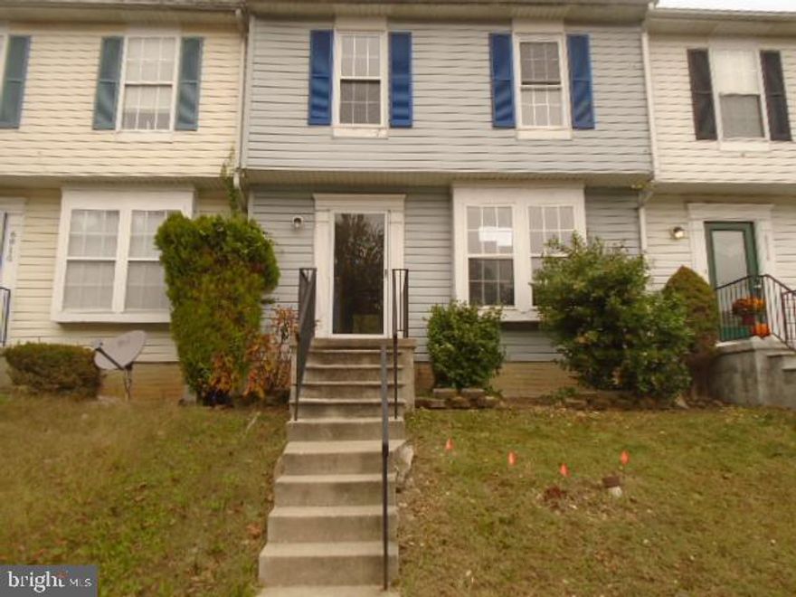 This town home offers 3 levels of living space. Open floor plan on main level with huge living room & fireplace. Nice size kitchen with pantry and kitchen table space. Upper level has master bedroom with private bath  plus 2 other bedrooms and full bath complete this level. Full size basement will make a great family room with walk out level to privacy fenced rear yard. Close to schools, parks and shopping. easy access to to rt 150, 40 and 95. Agents please view documents and agent remarks for contract details. 1 st 15 days are owner occupants. Call CSS to show. OPENS TO INVESTORS 11.20