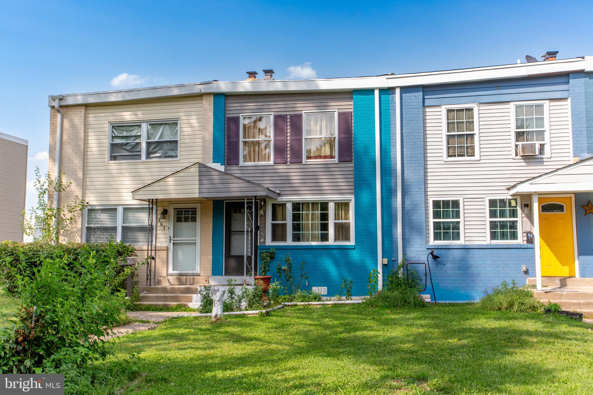861 WEDGEWOOD DRIVE