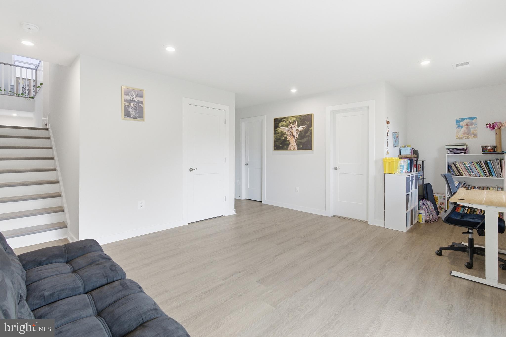 ARCOLA TOWN CENTER - Residential