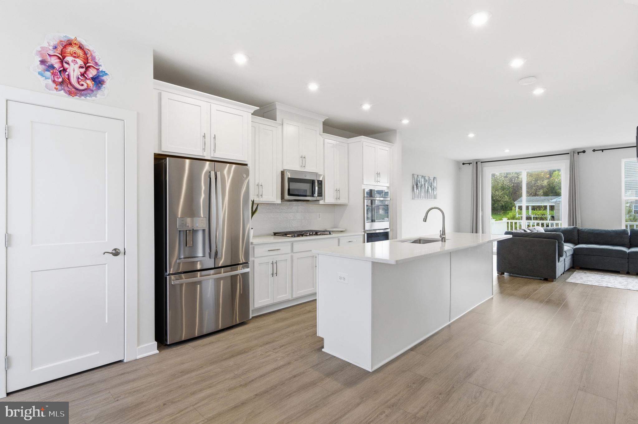 ARCOLA TOWN CENTER - Residential