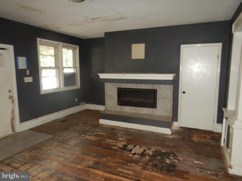 13 E FEDERAL STREET