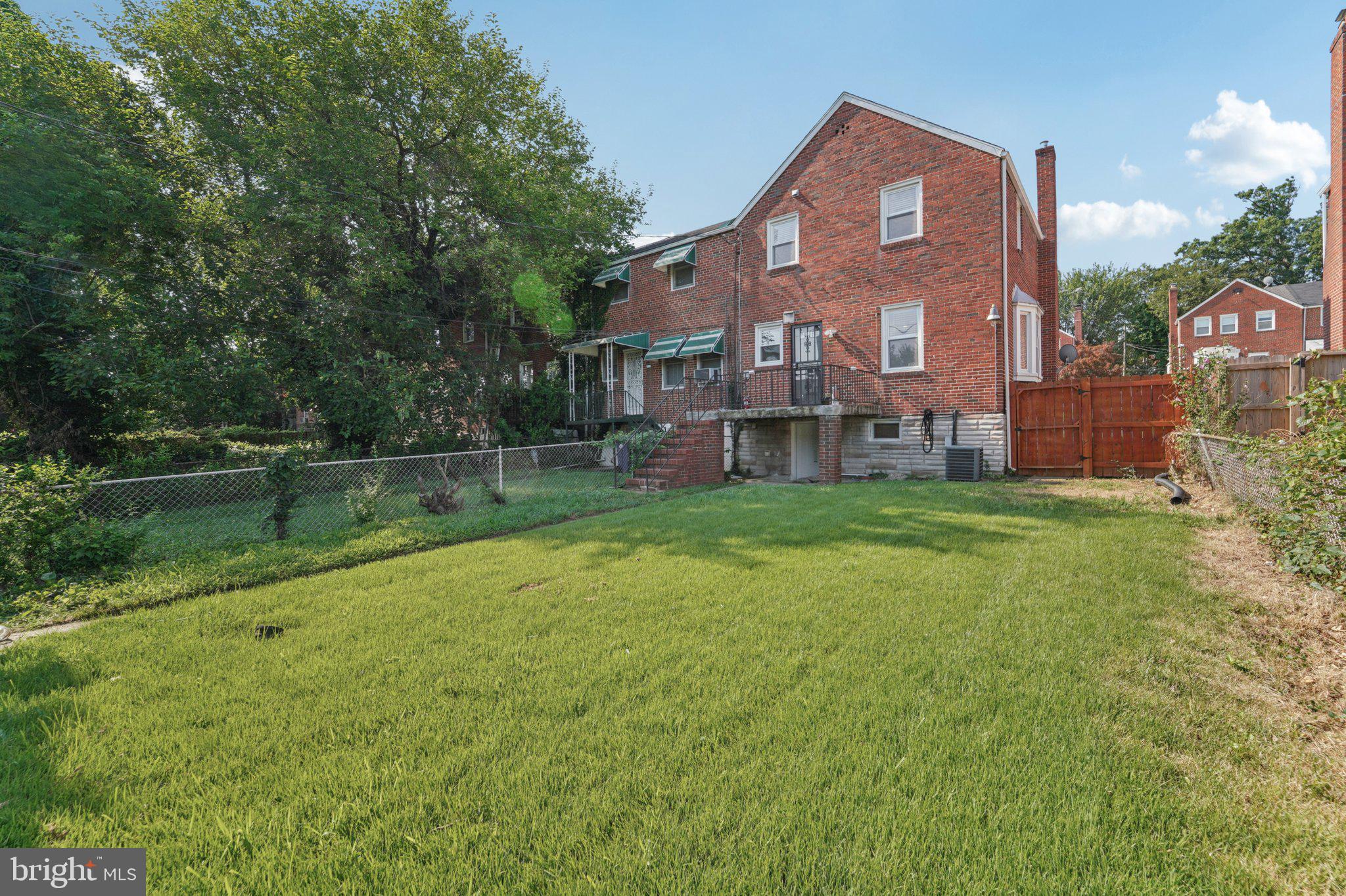 NORTHWOOD - Residential