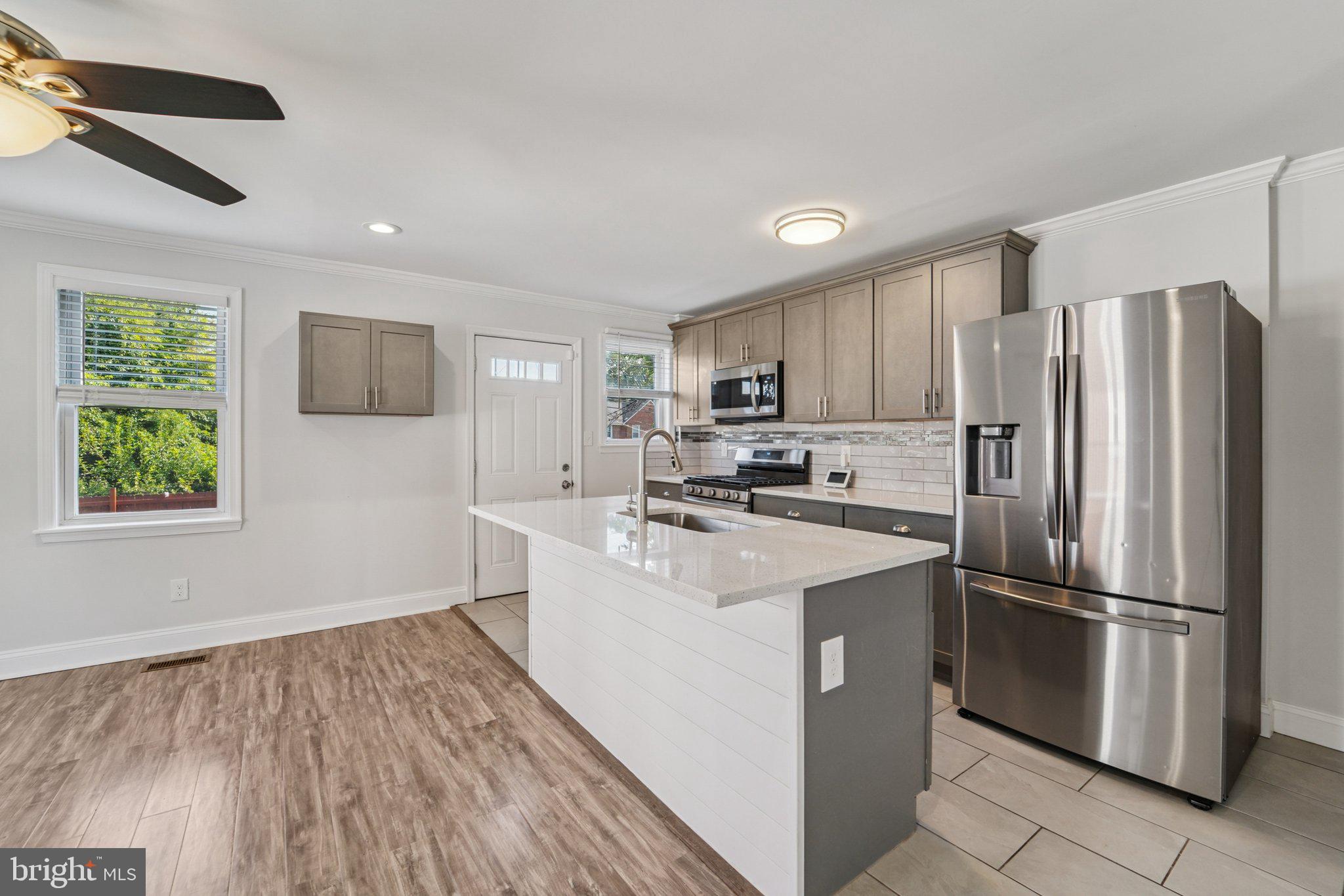 NORTHWOOD - Residential