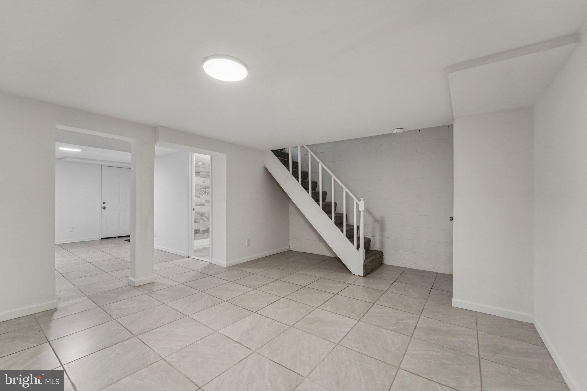 NORTHWOOD - Residential