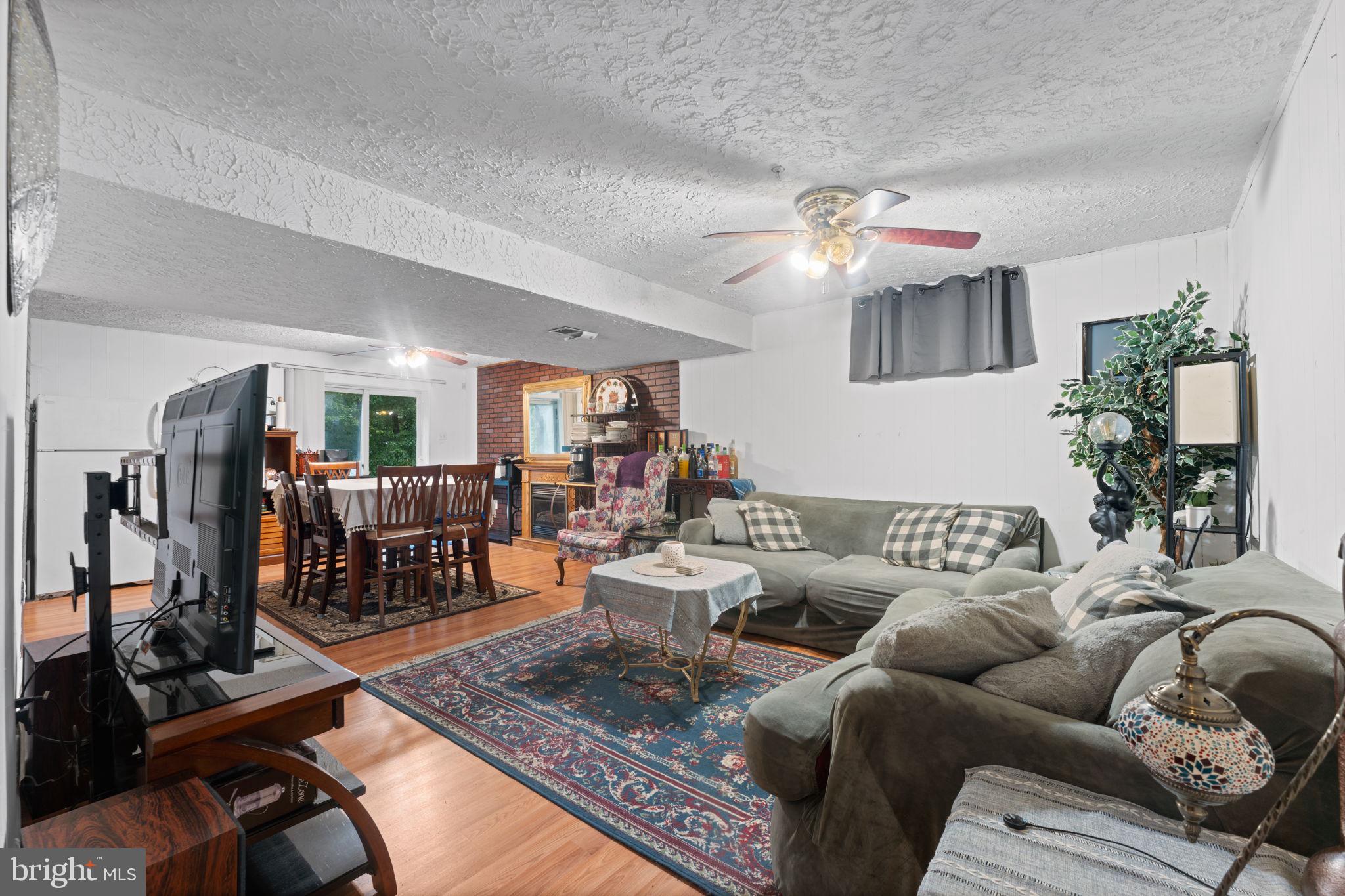 WOODHAVEN ESTATES - Residential