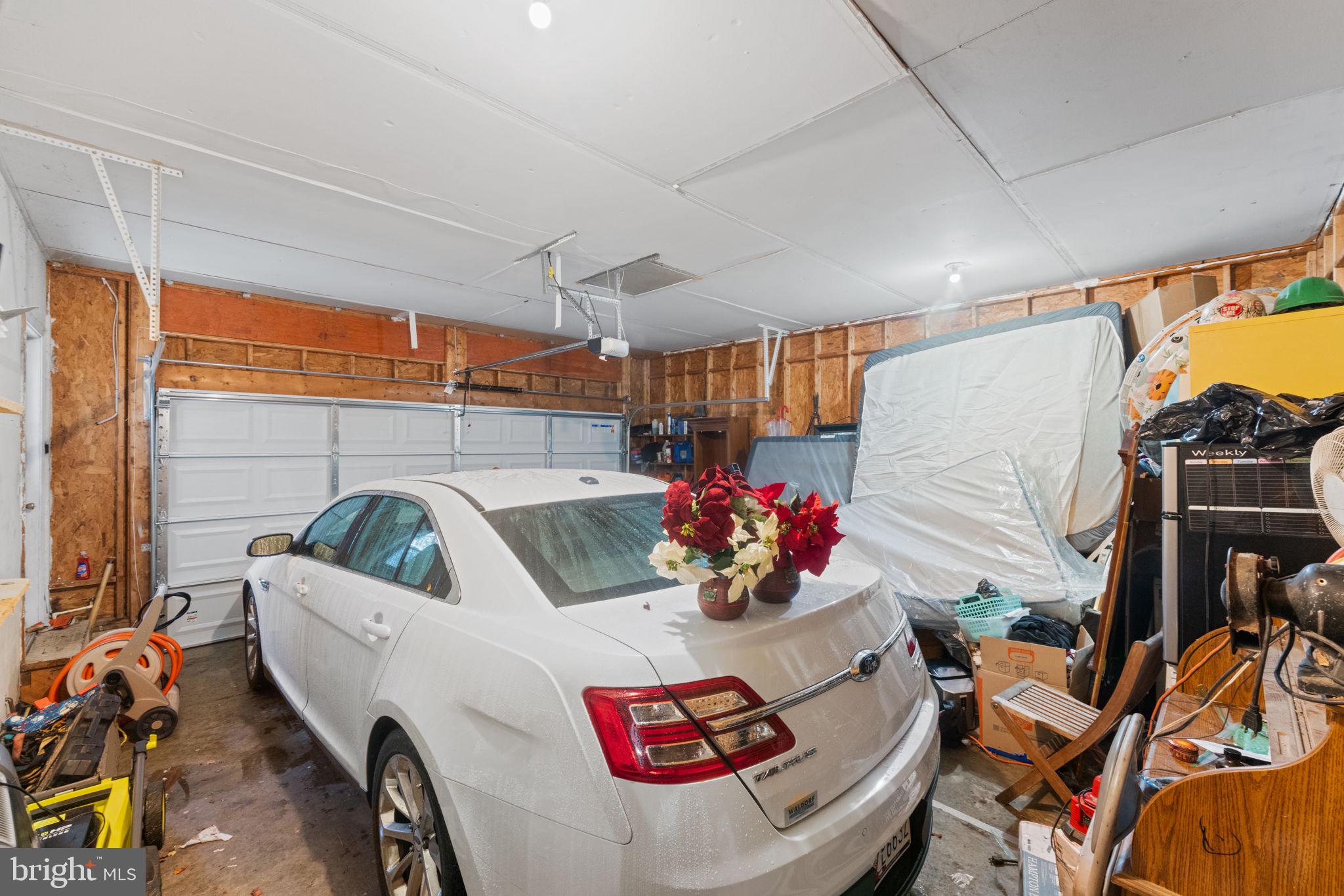 WOODHAVEN ESTATES - Residential