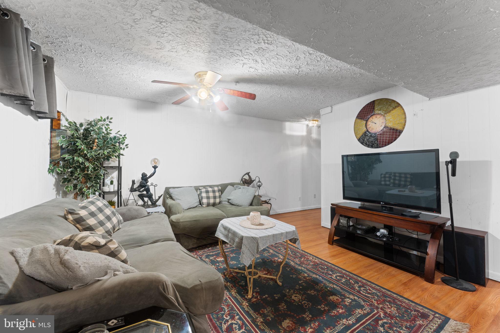 WOODHAVEN ESTATES - Residential