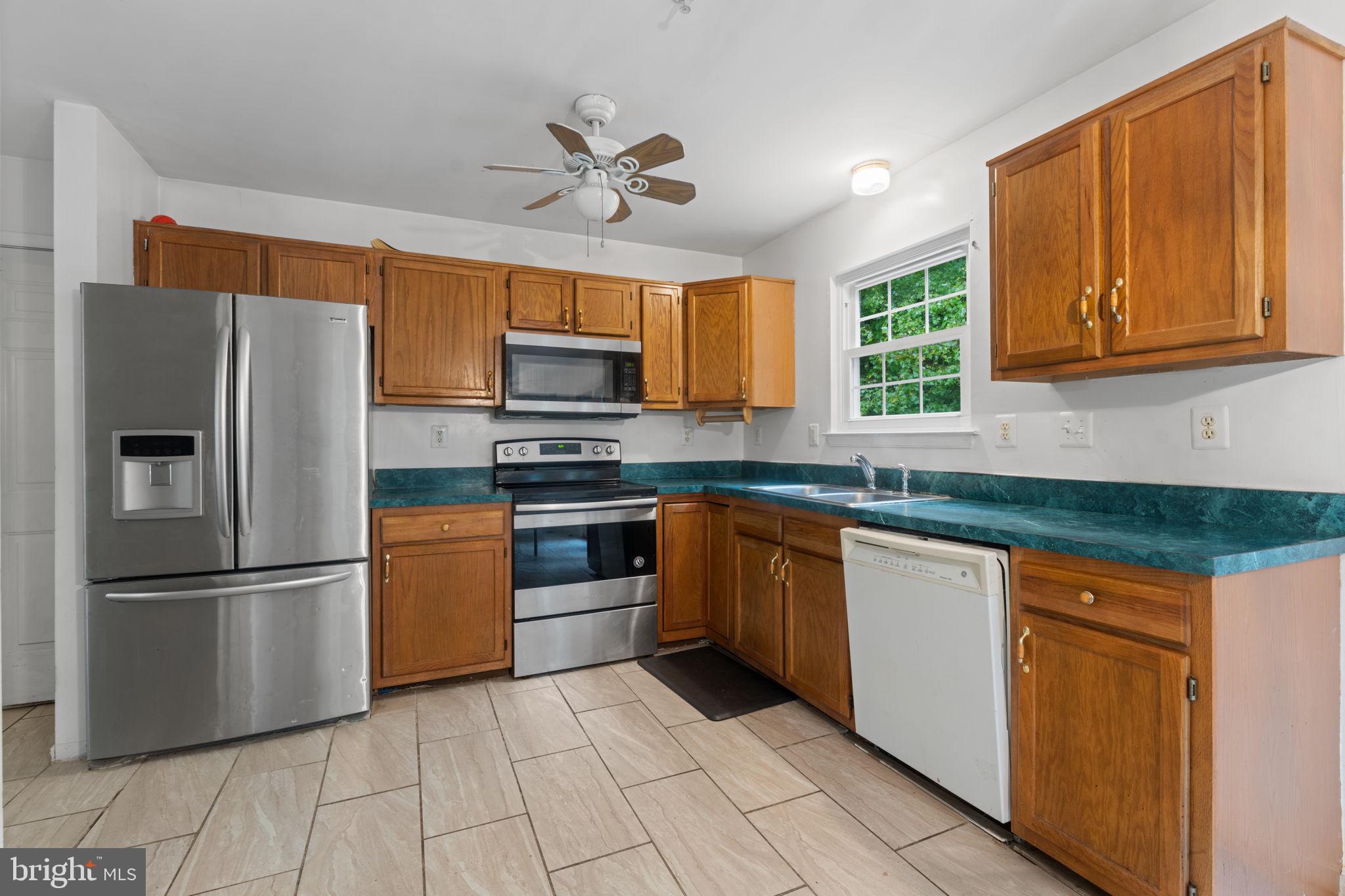 WOODHAVEN ESTATES - Residential