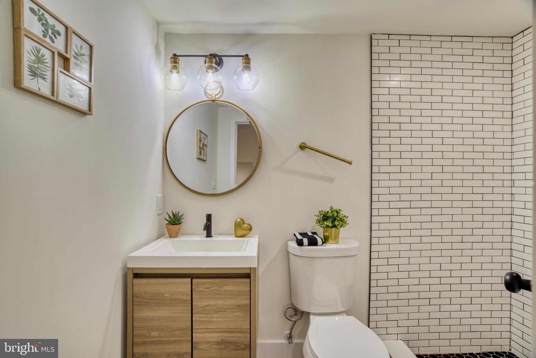 BEACON MANOR - Residential