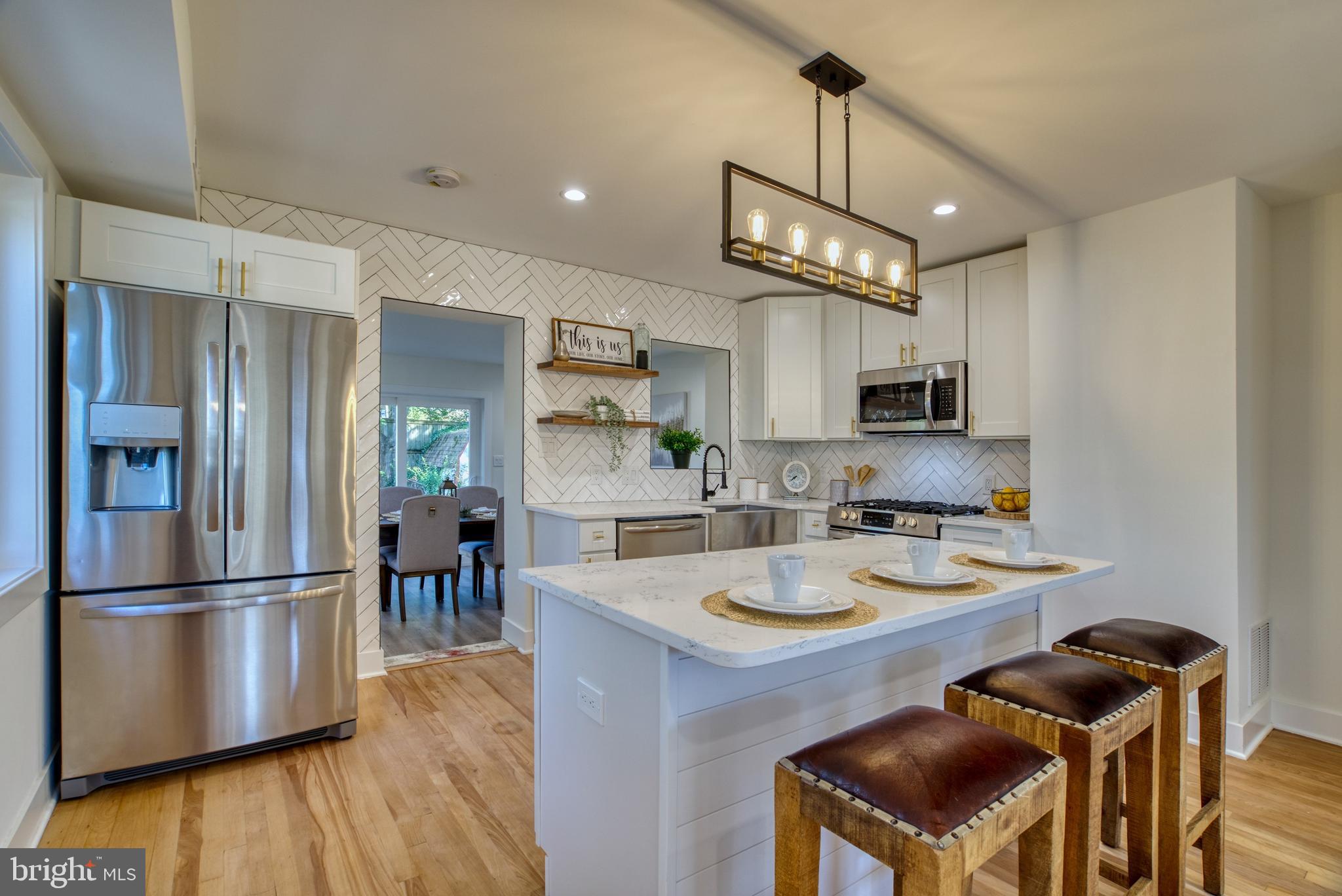 BEACON MANOR - Residential