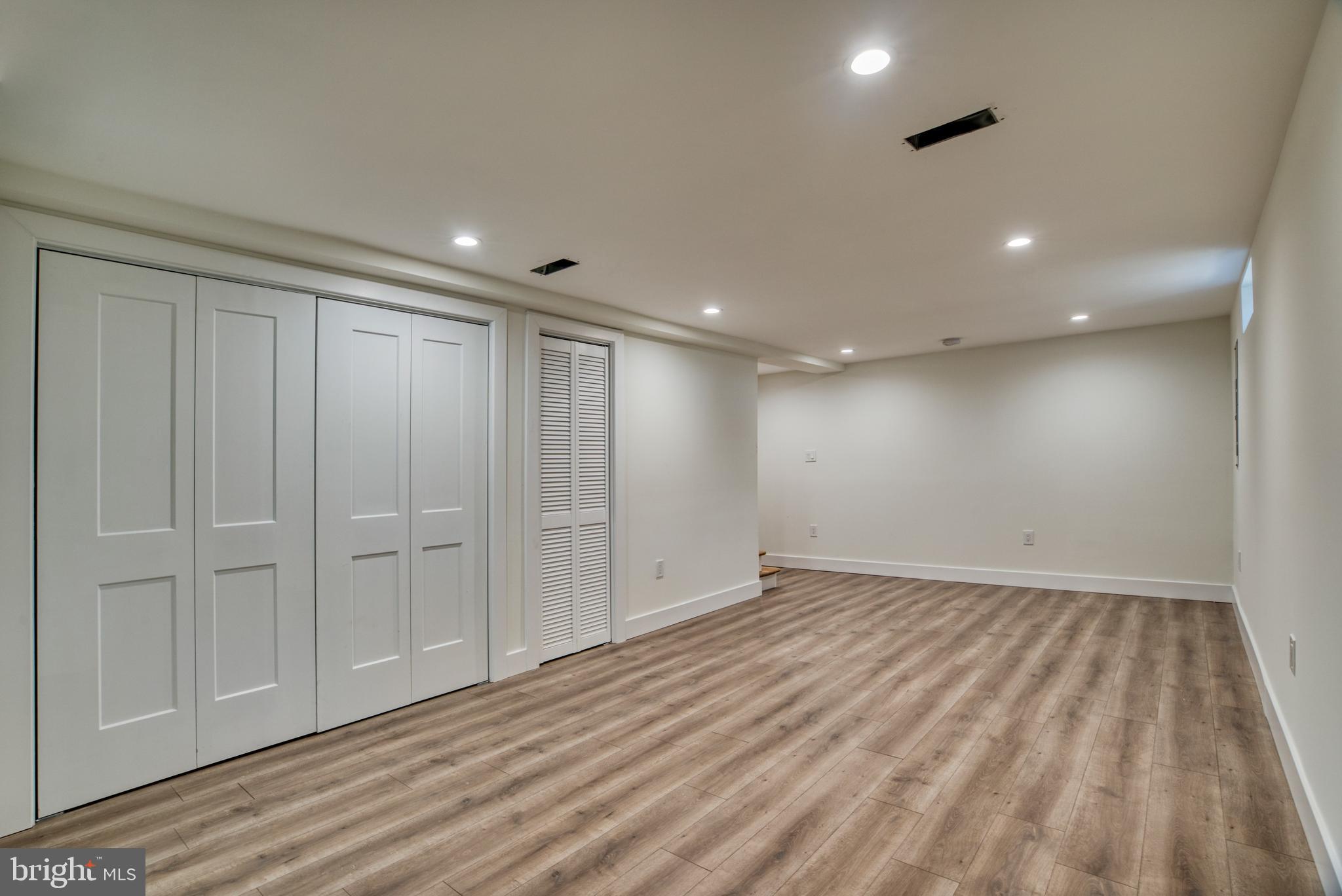 BEACON MANOR - Residential